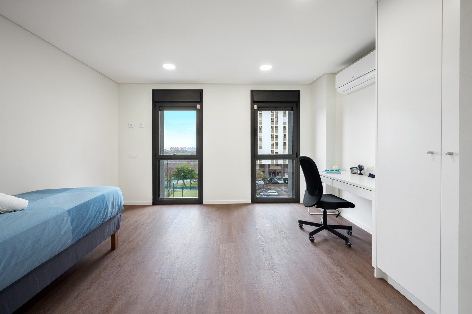 Deluxe Studio Apartment – 1-Month Minimum Stay in lisboa – photo 1 of 14
