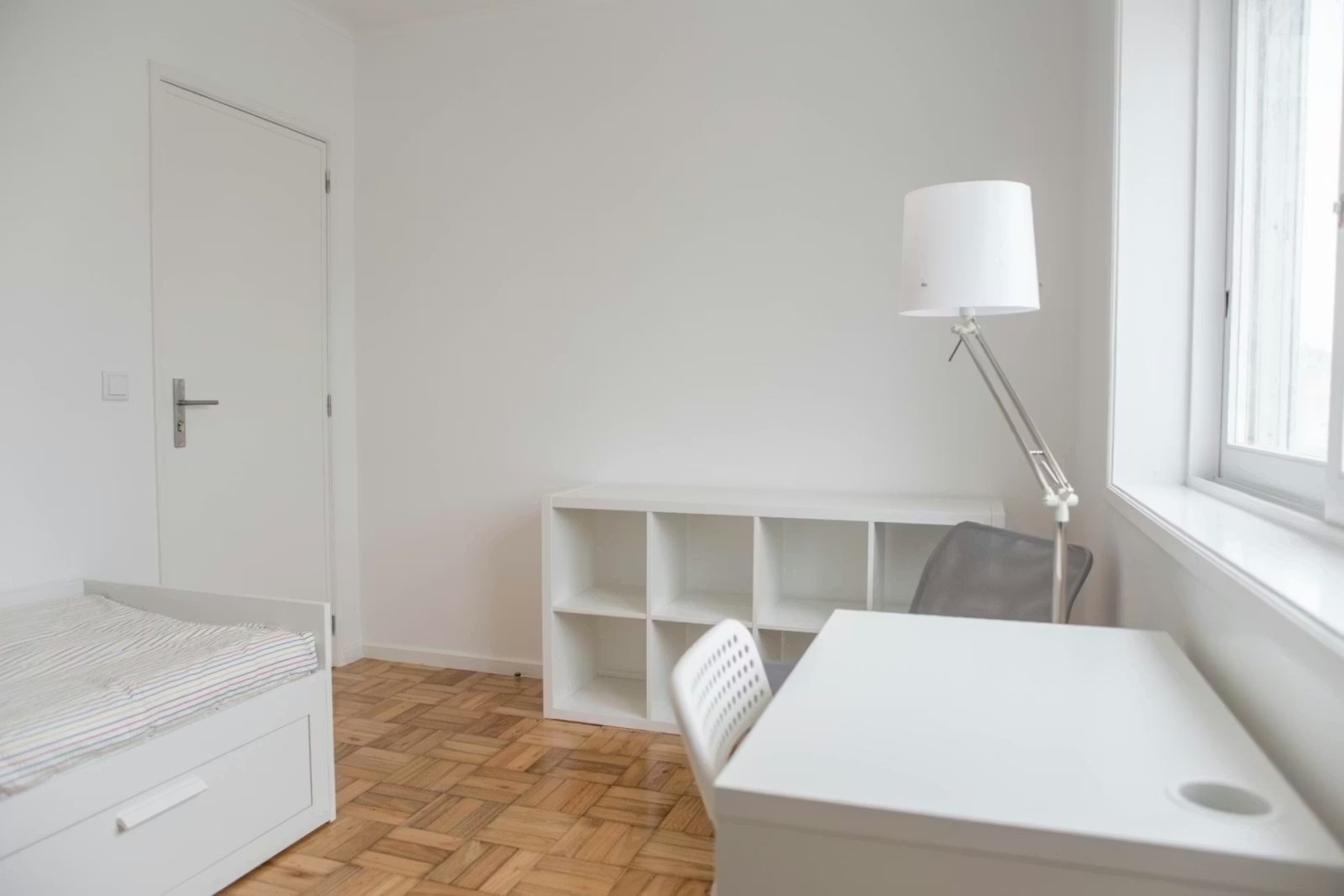 G302 - Comfortable Standard Ensuite in Rio Tinto, porto – photo 5 of 21