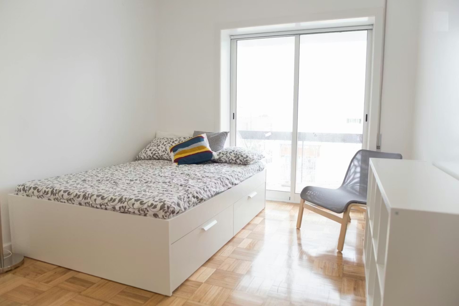 G305 - Stylish Superior Room with Balcony in porto – photo 1 of 5