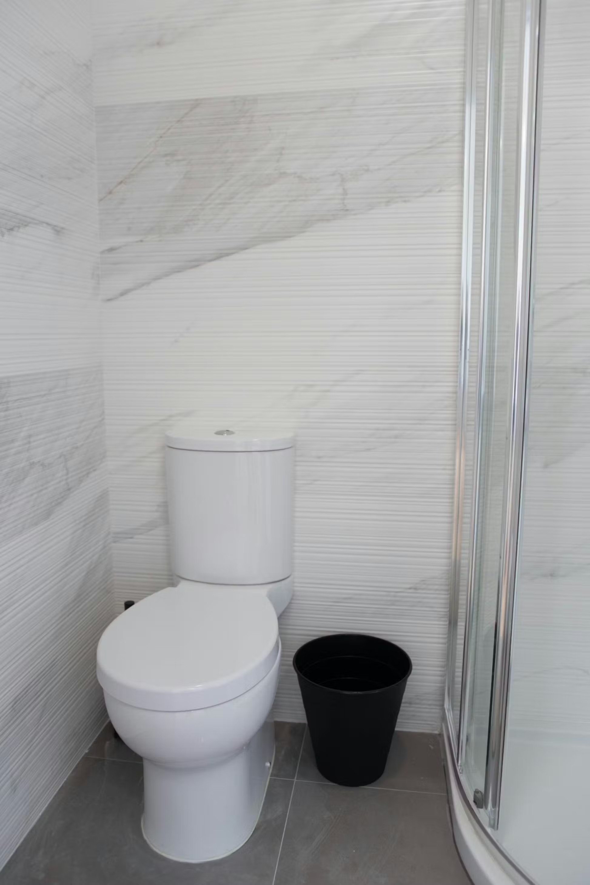 G304 - Large Superior Ensuite with View em Rio Tinto, porto – foto 5 de 20