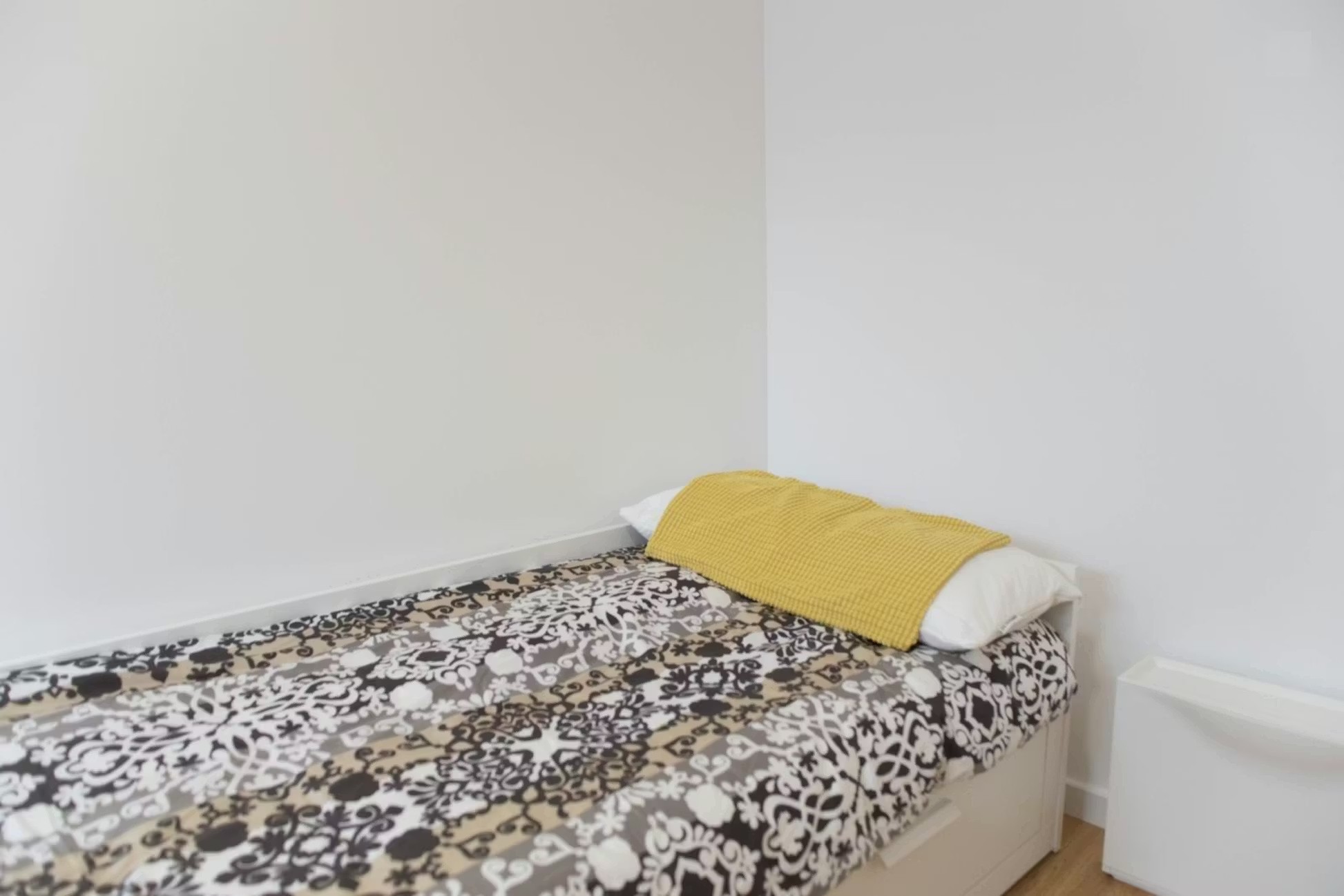 G103 - Quiet Standard Room with Private Bath in porto – photo 1 of 4