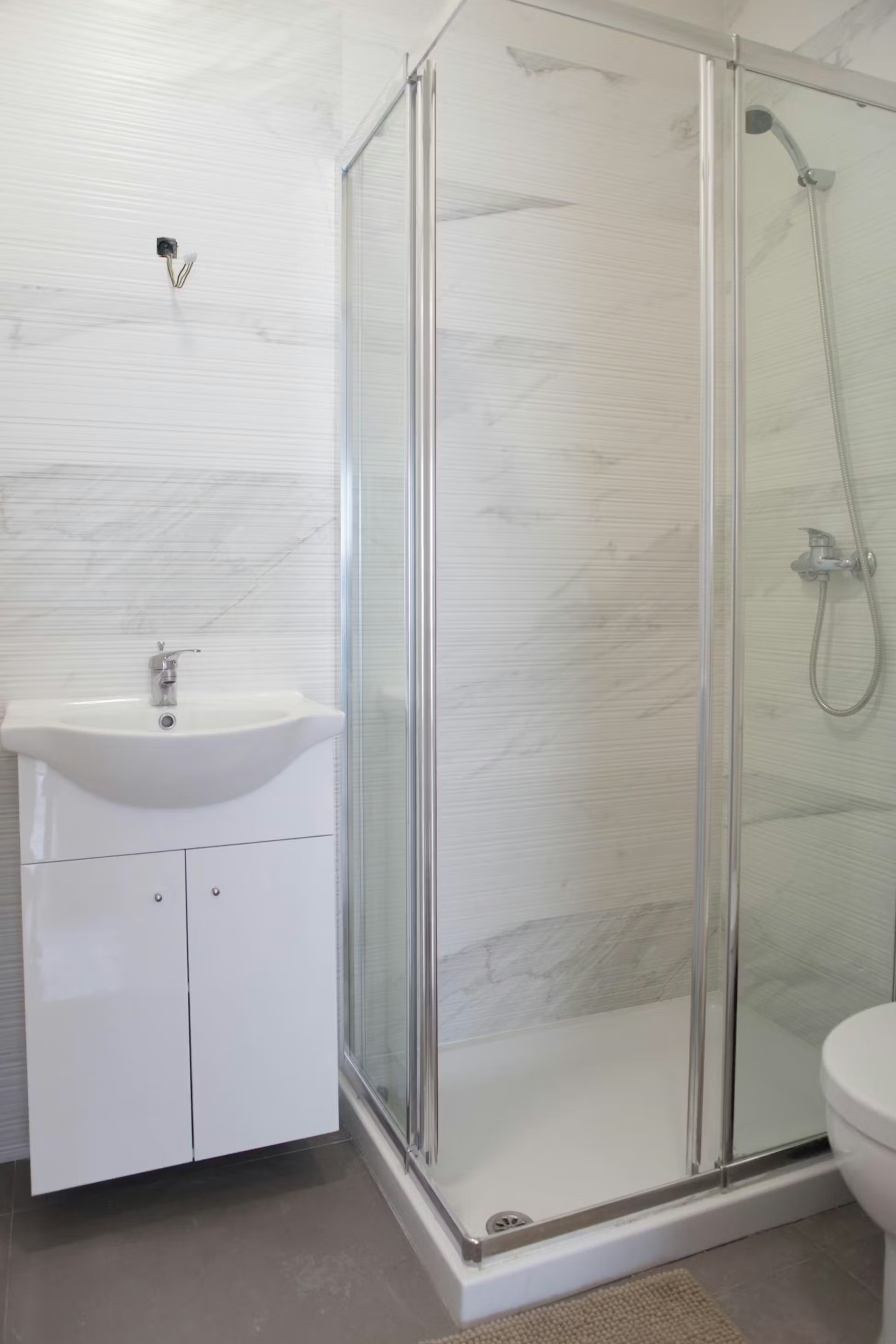 G305 - Stylish Superior Room with Balcony in Rio Tinto, porto – photo 3 of 20