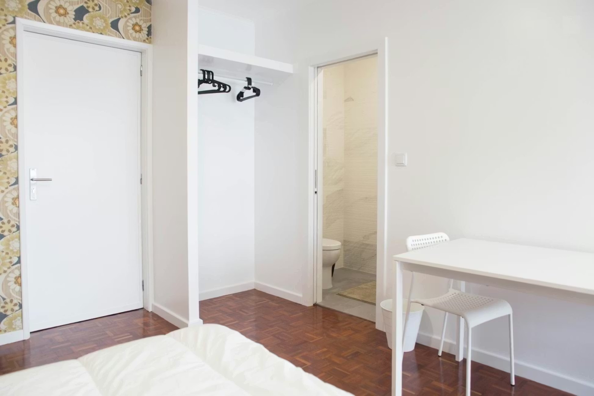 G203 - Premium Deluxe Room with Private Balcony in Rio Tinto, porto – photo 4 of 22
