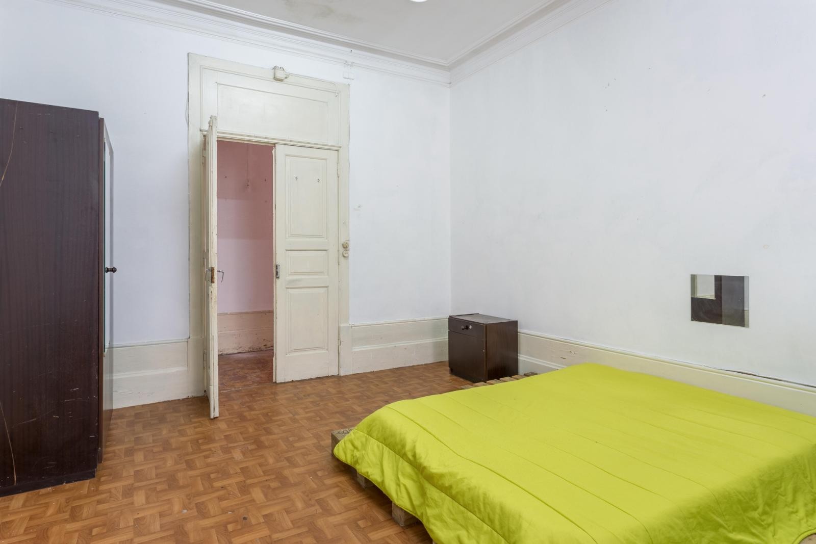 Large double Room 203 in Cedofeita, porto – photo 2 of 23