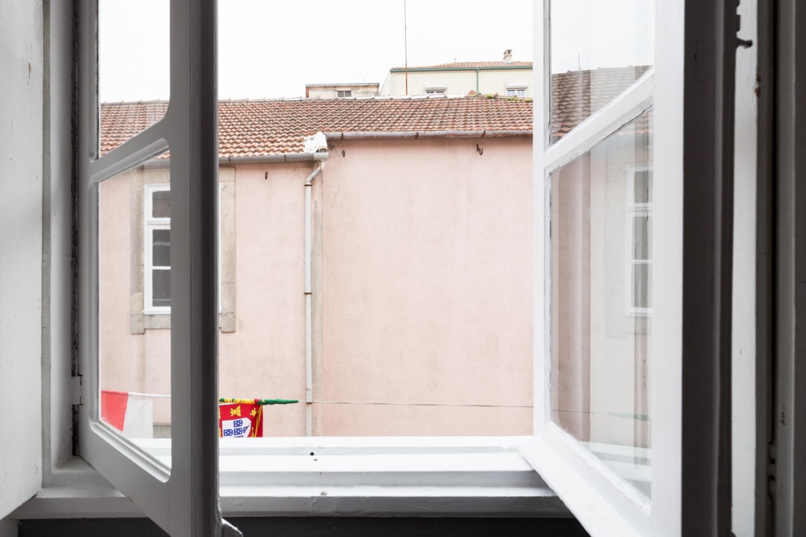 Homely single Room 211 in Cedofeita, porto – photo 2 of 24