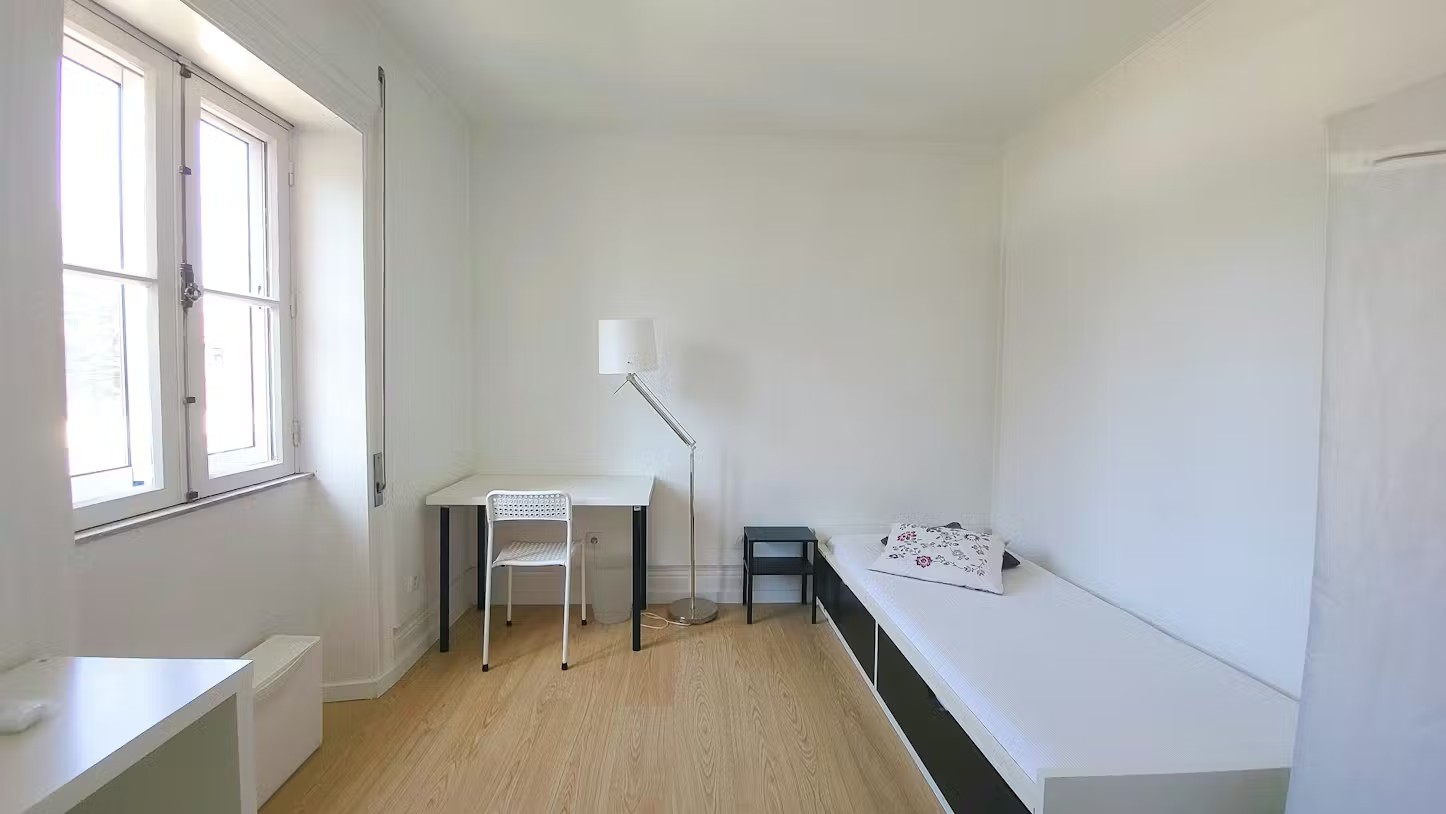 O202 - Cozy Standard Room in Rio Tinto, porto – photo 5 of 21