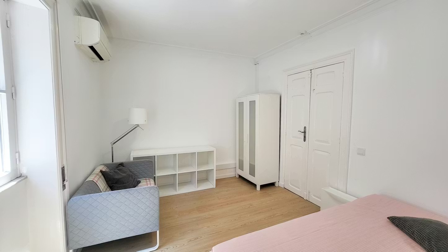 O204 - Spacious Superior Room em Rio Tinto, porto – foto 5 de 21