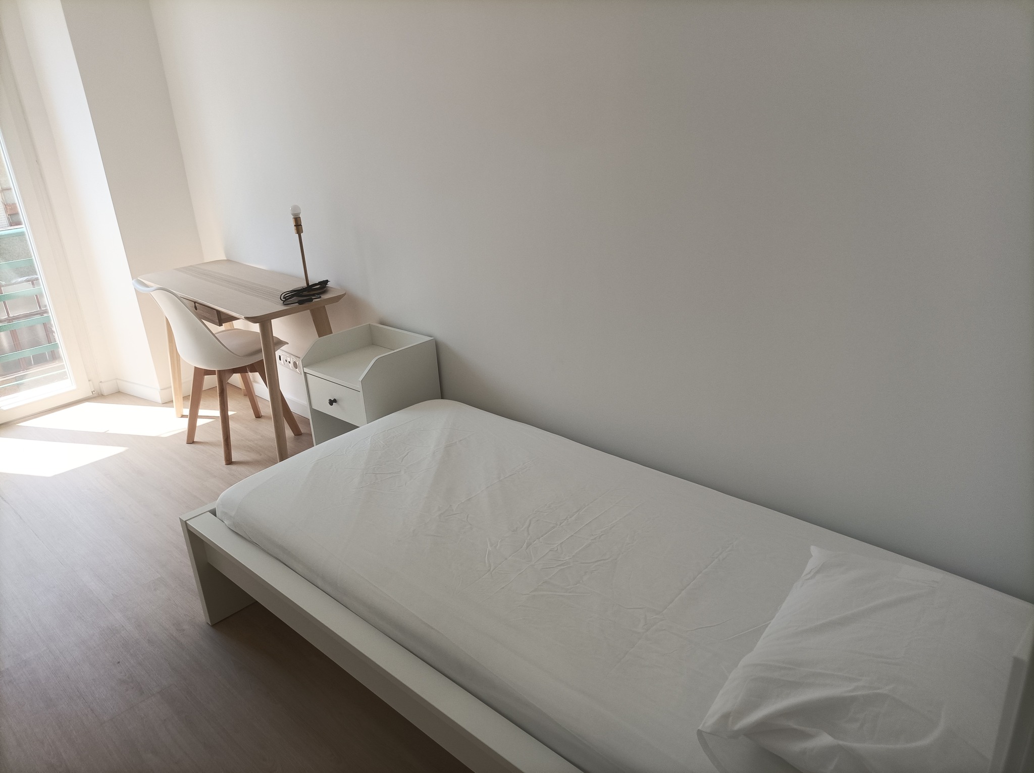Bright & Beautiful Single-Bed Room 2 in Arroios em São Jorge de Arroios, lisboa – foto 1 de 19