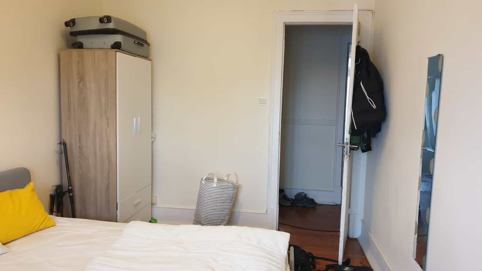 Equipped Double Room 4 with Natural Light em Anjos, lisboa – foto 4 de 12