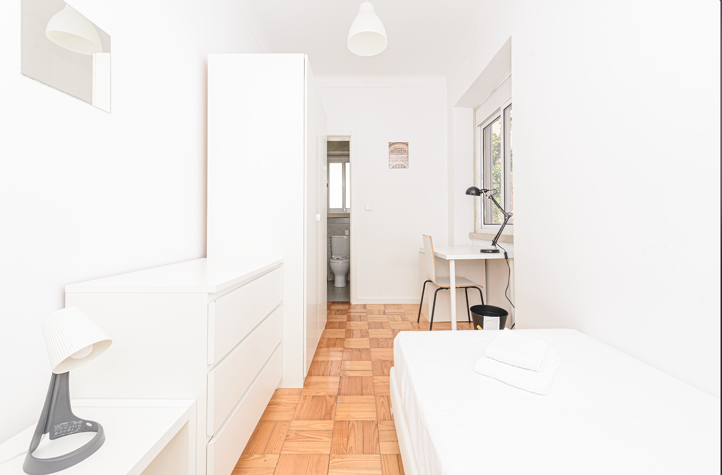 Room 2427 em Jardim Zoologico, lisboa – foto 2 de 15
