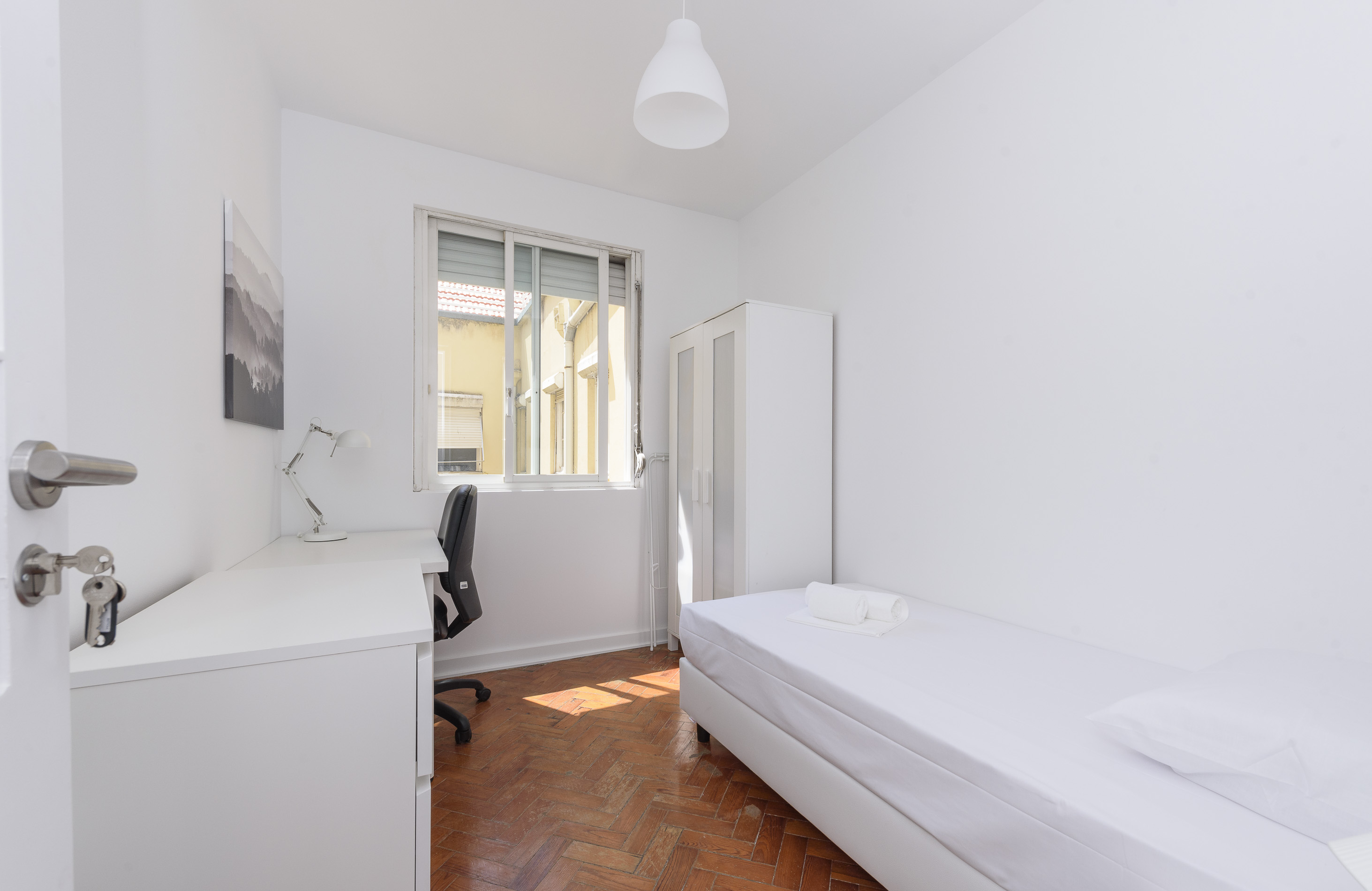8905 in lisboa – photo 1 of 3
