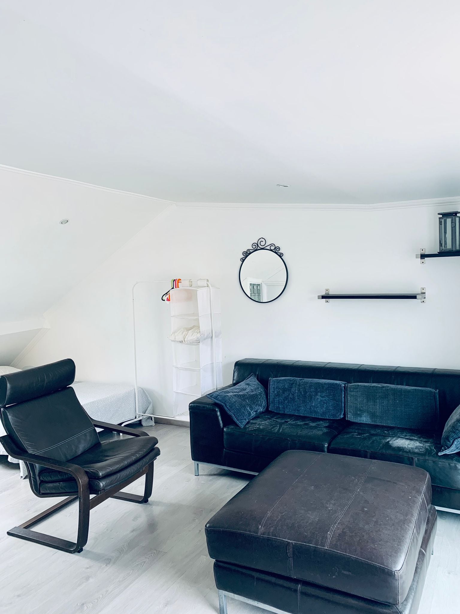 Premium Private Room 3 with Terrace & Furnishings em Campolide, lisboa – foto 4 de 13