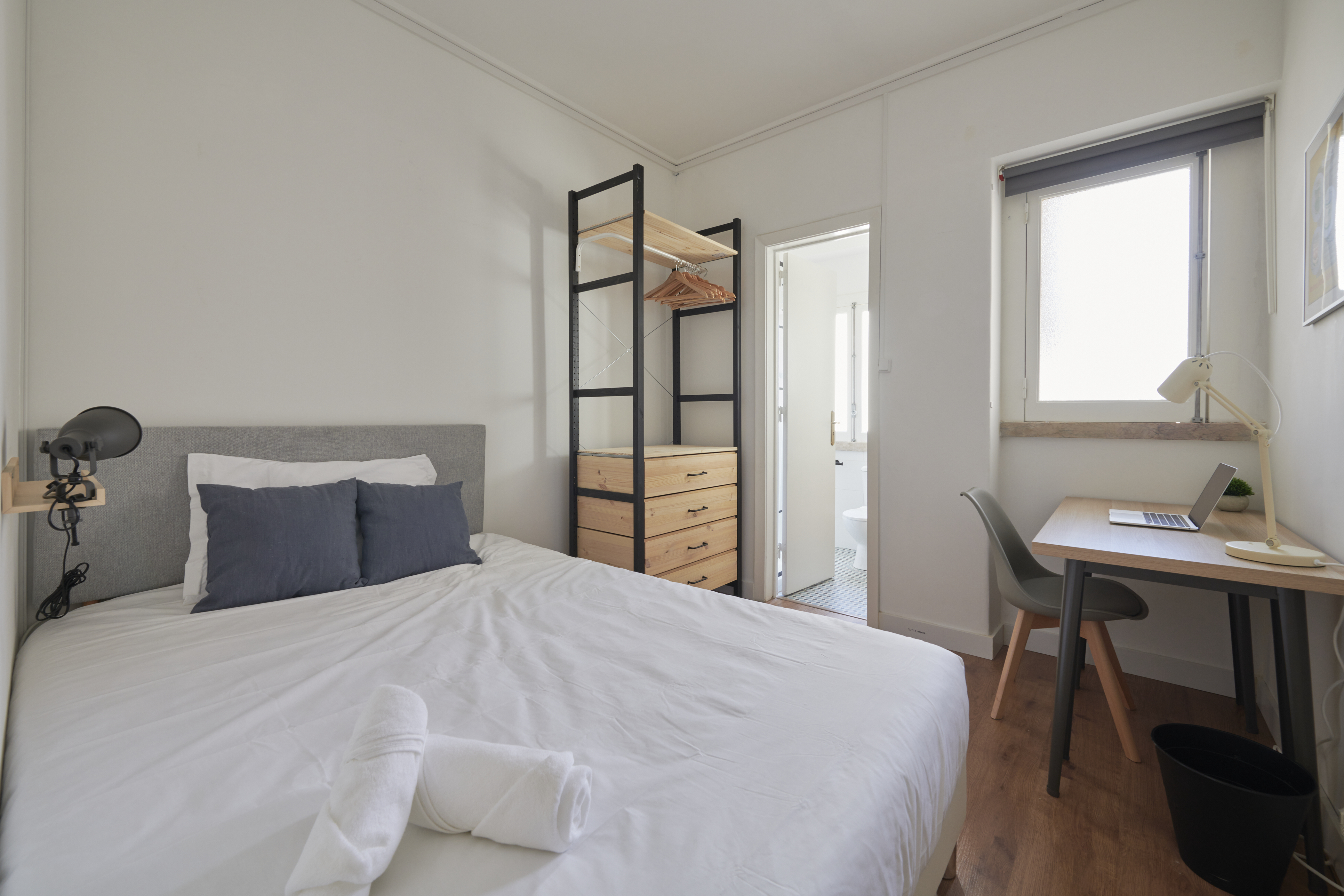 Quarto 7 in lisboa – photo 1 of 11