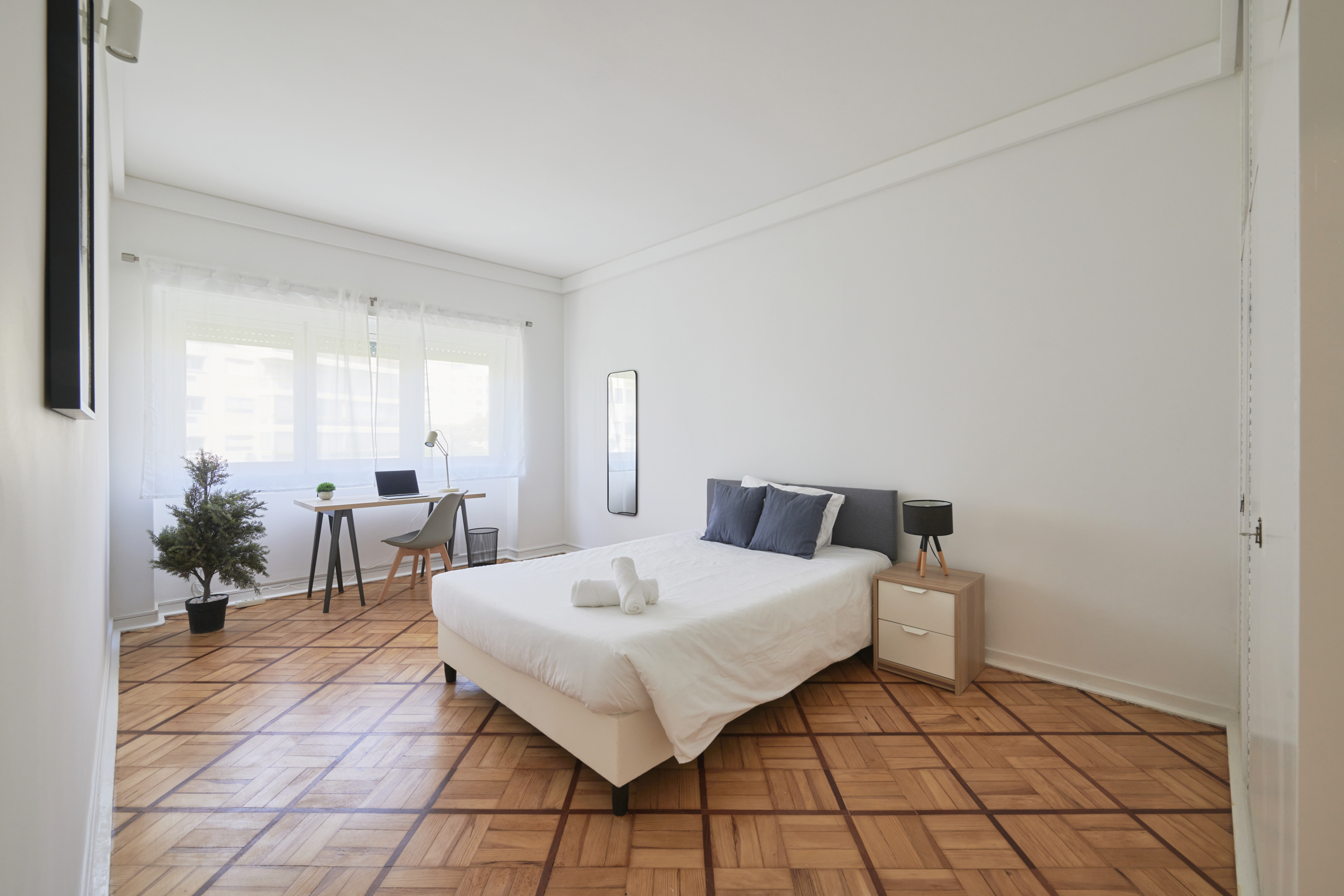 Quarto 5 in lisboa – photo 1 of 12