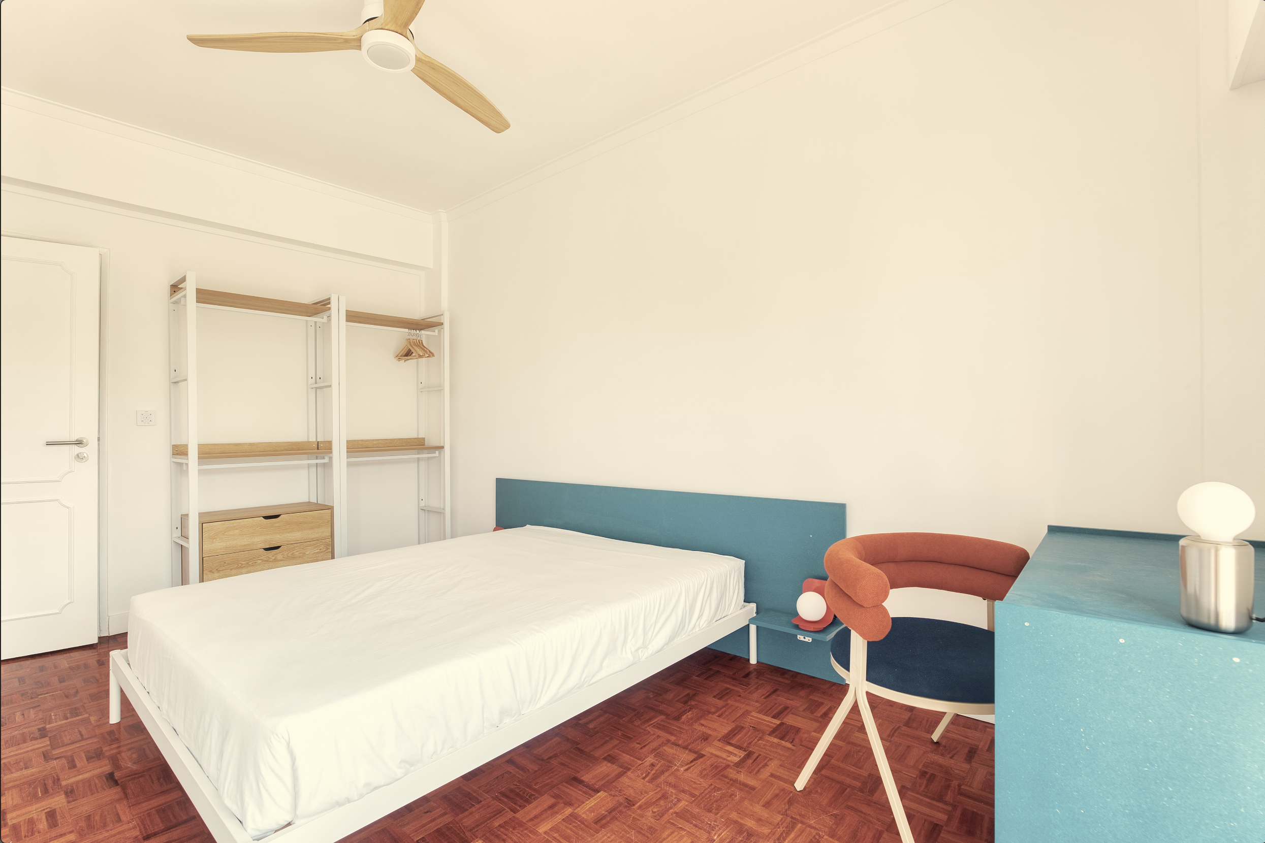Comfortable Double Room 3 with Terrace em São Domingos de Benfica, lisboa – foto 2 de 17