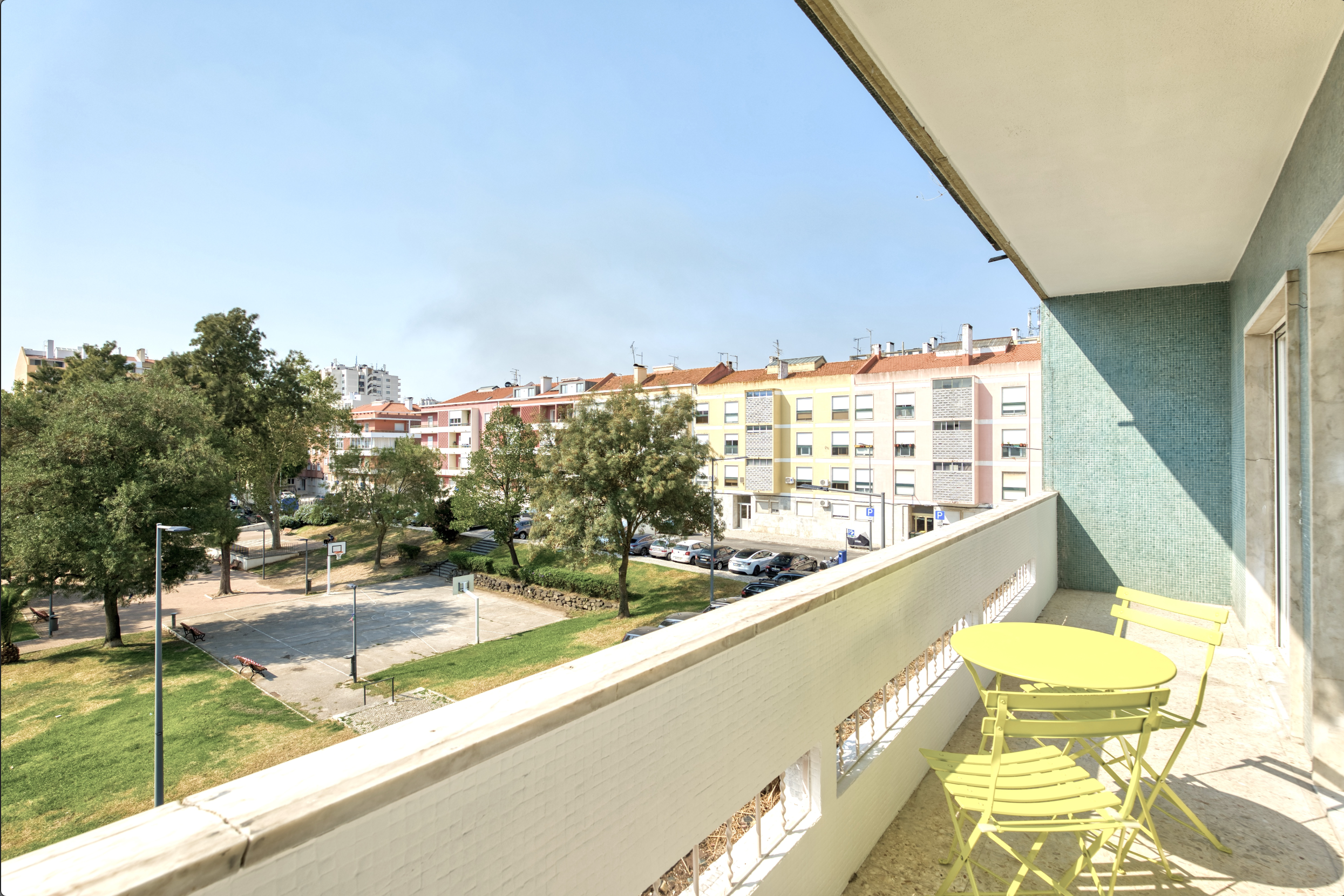Stylish Single Room 2 with Natural Light & Terrace em São Domingos de Benfica, lisboa – foto 5 de 18