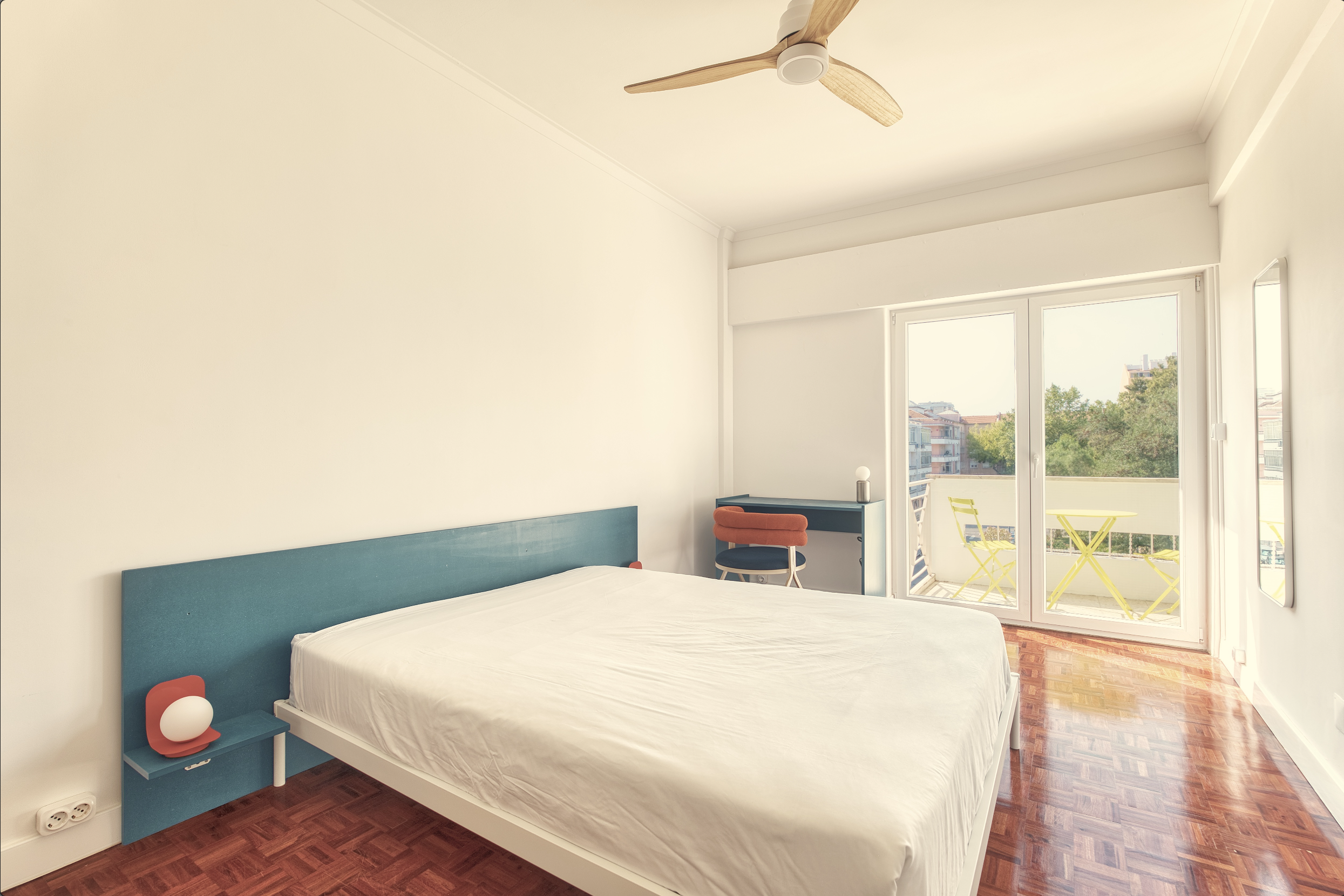 Comfortable Double Room 3 with Terrace em lisboa – foto 1 de 4