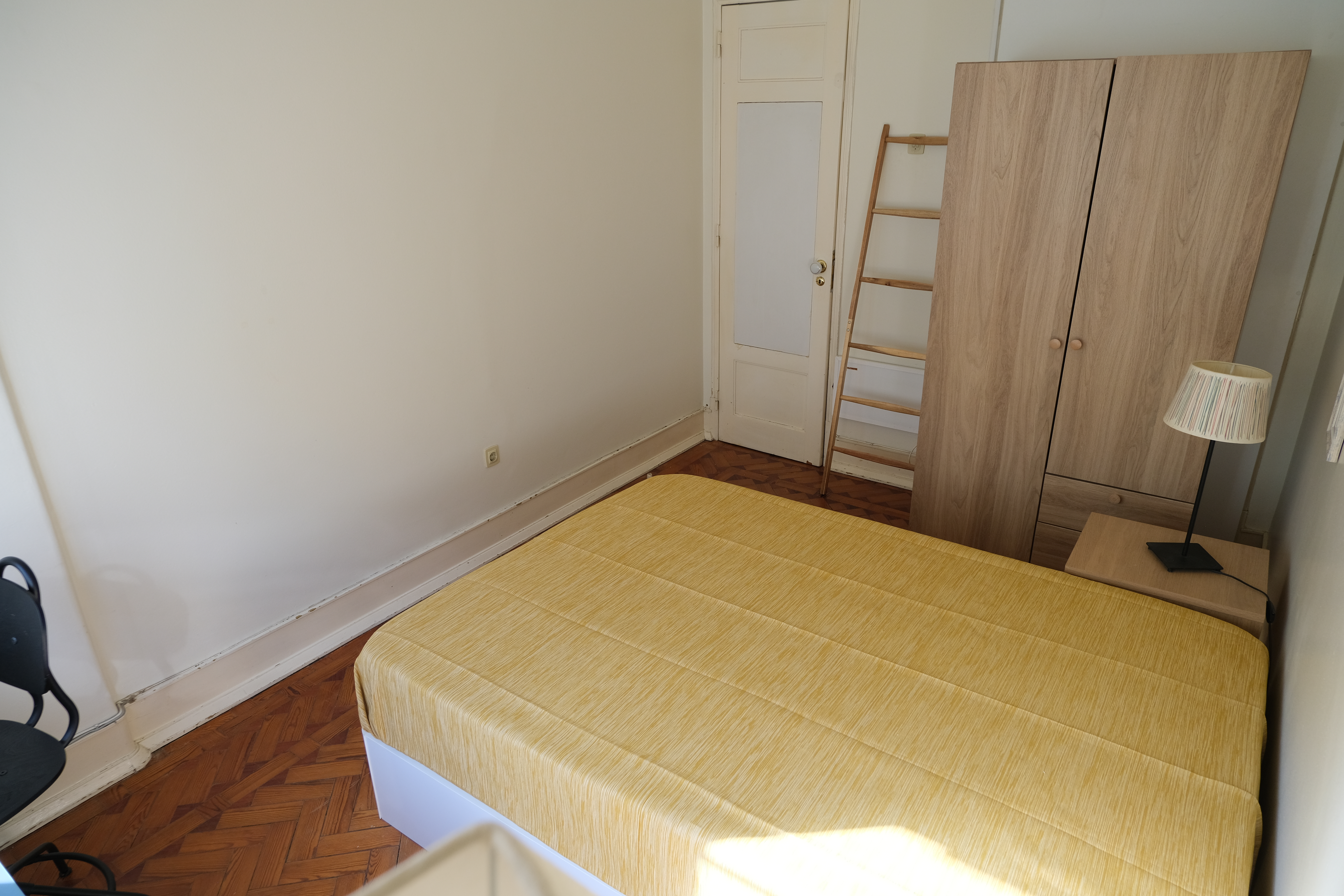 Room Amarelo em Arroios, lisboa – foto 2 de 18