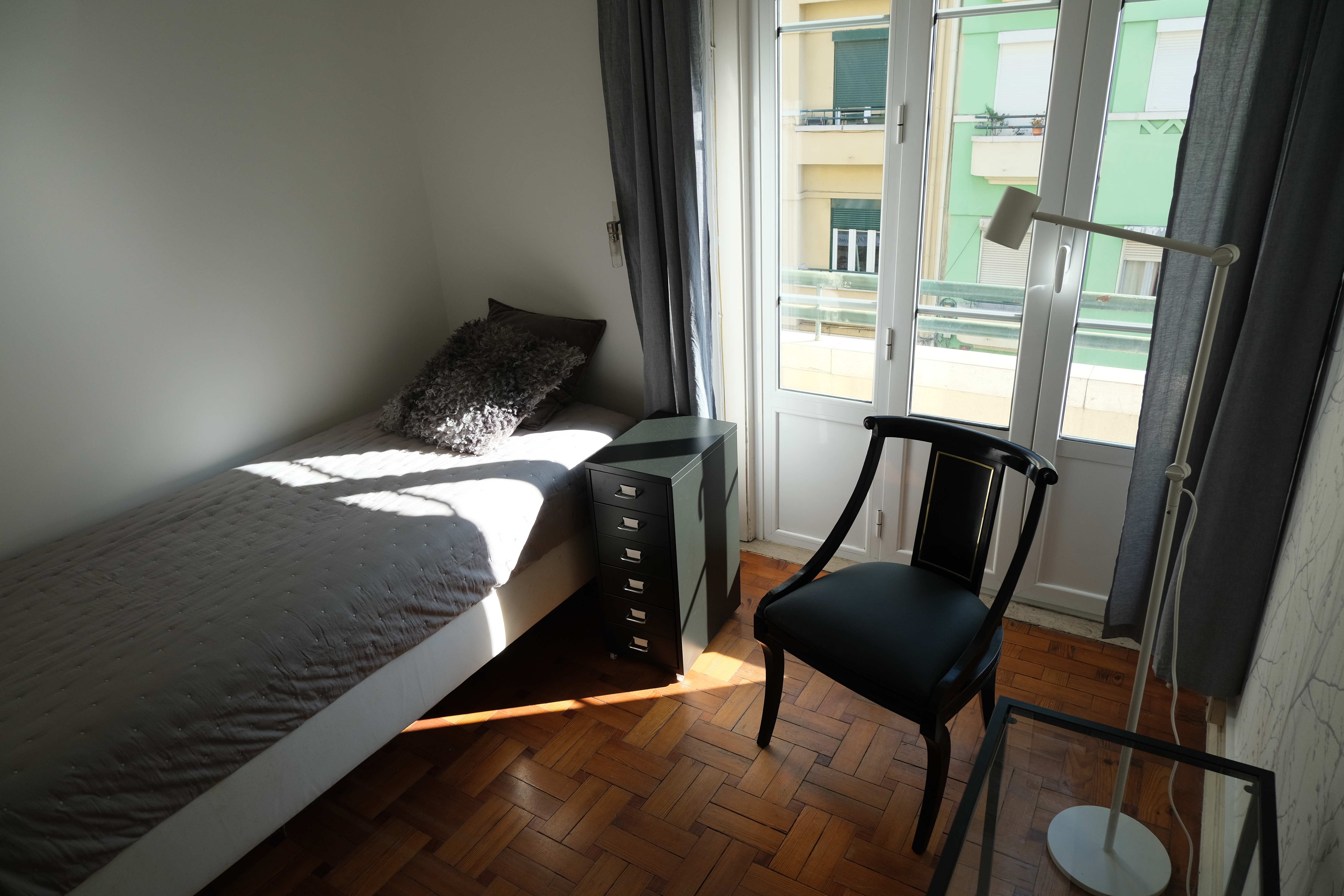 Room Gray em Arroios, lisboa – foto 2 de 19