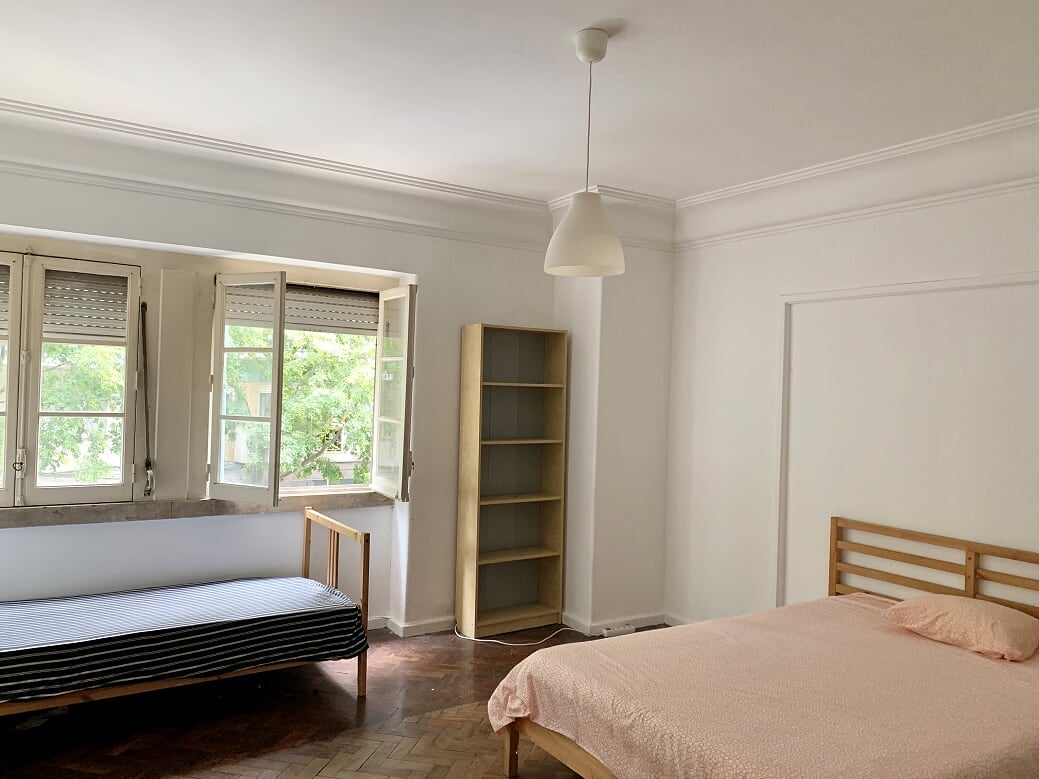 Cozy Double Room 3 with Desk & Balcony em Arroios, lisboa – foto 2 de 14