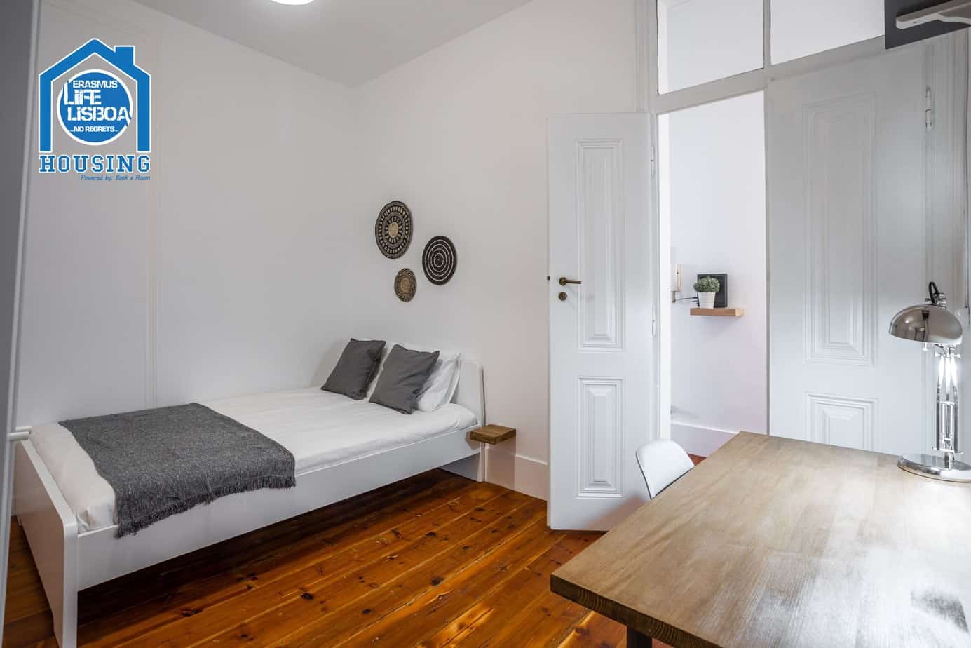 Cozy & Comfortable Room 3 in Santos-o-Velho Apartment in Santos-o-Velho, lisboa – photo 2 of 17