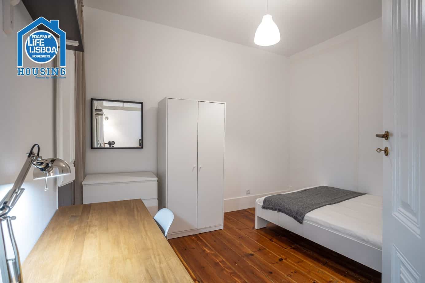 Cozy & Comfortable Room 3 in Santos-o-Velho Apartment in Santos-o-Velho, lisboa – photo 3 of 17