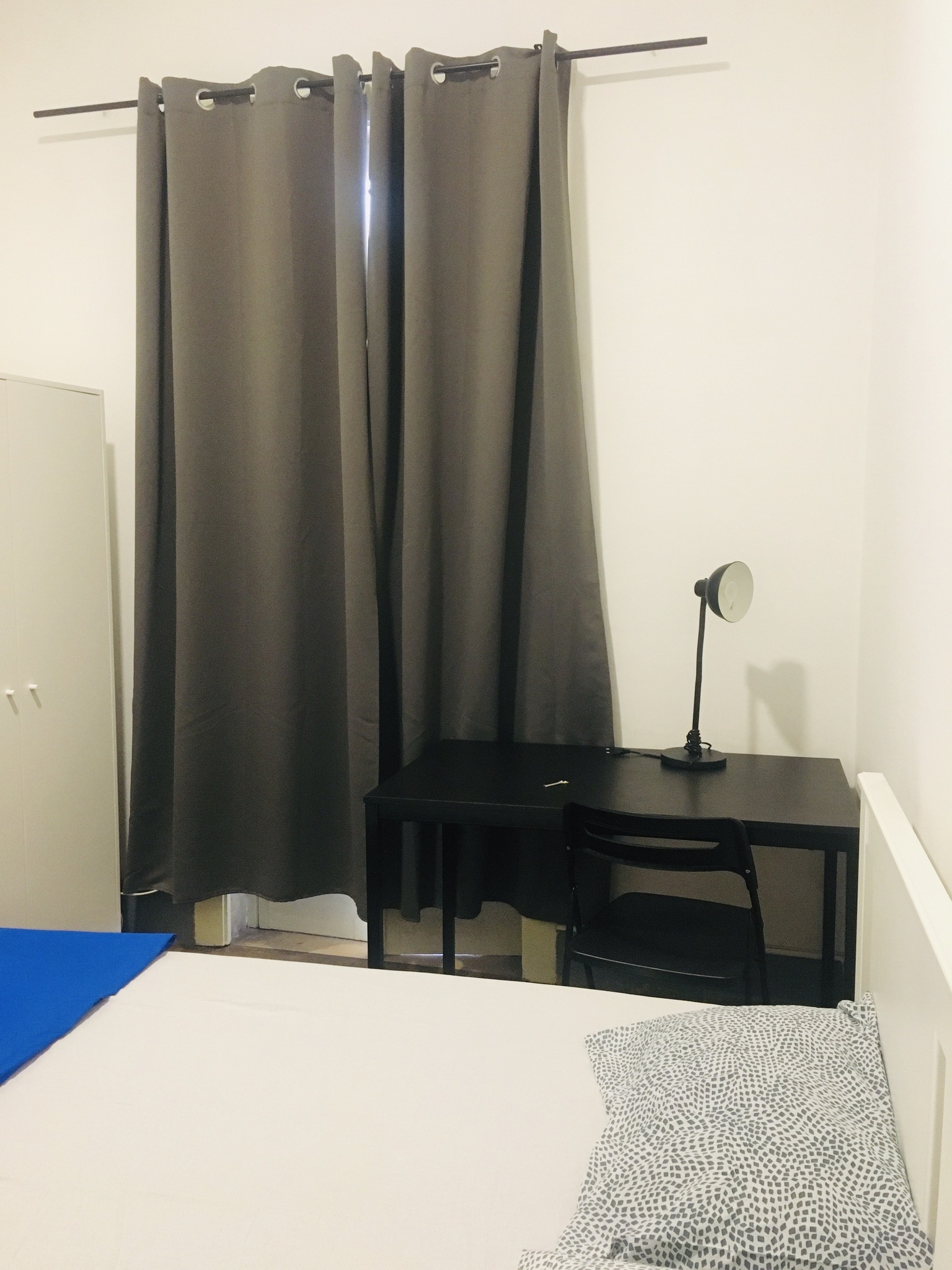 Modern Double Room 6 with Natural Light em Areeiro, lisboa – foto 5 de 15