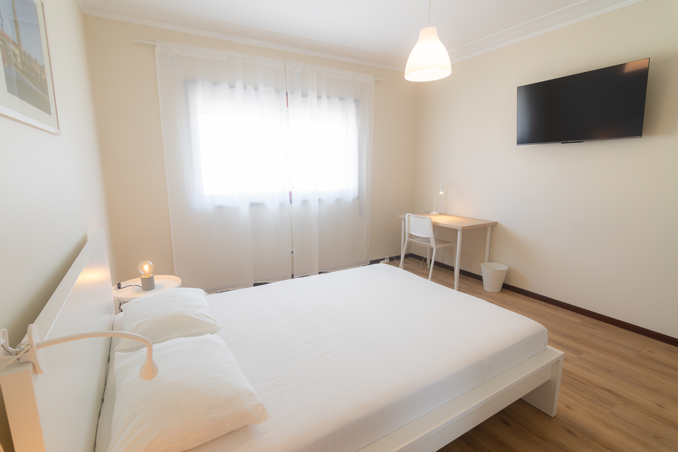 Bedroom 1 in Santo Ovídeo Flat in Mafamude, porto – photo 2 of 19
