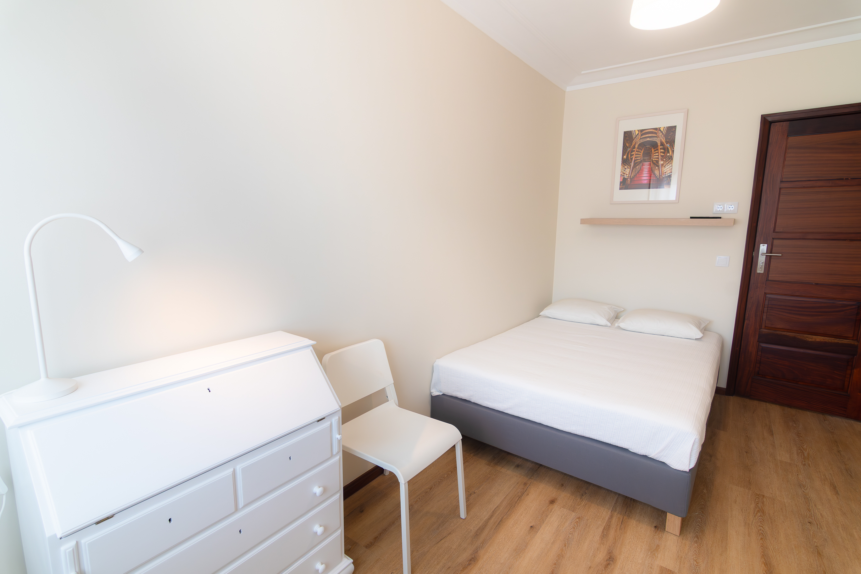 Bedroom 5 in Flat Santo Ovideo in Mafamude, porto – photo 4 of 20