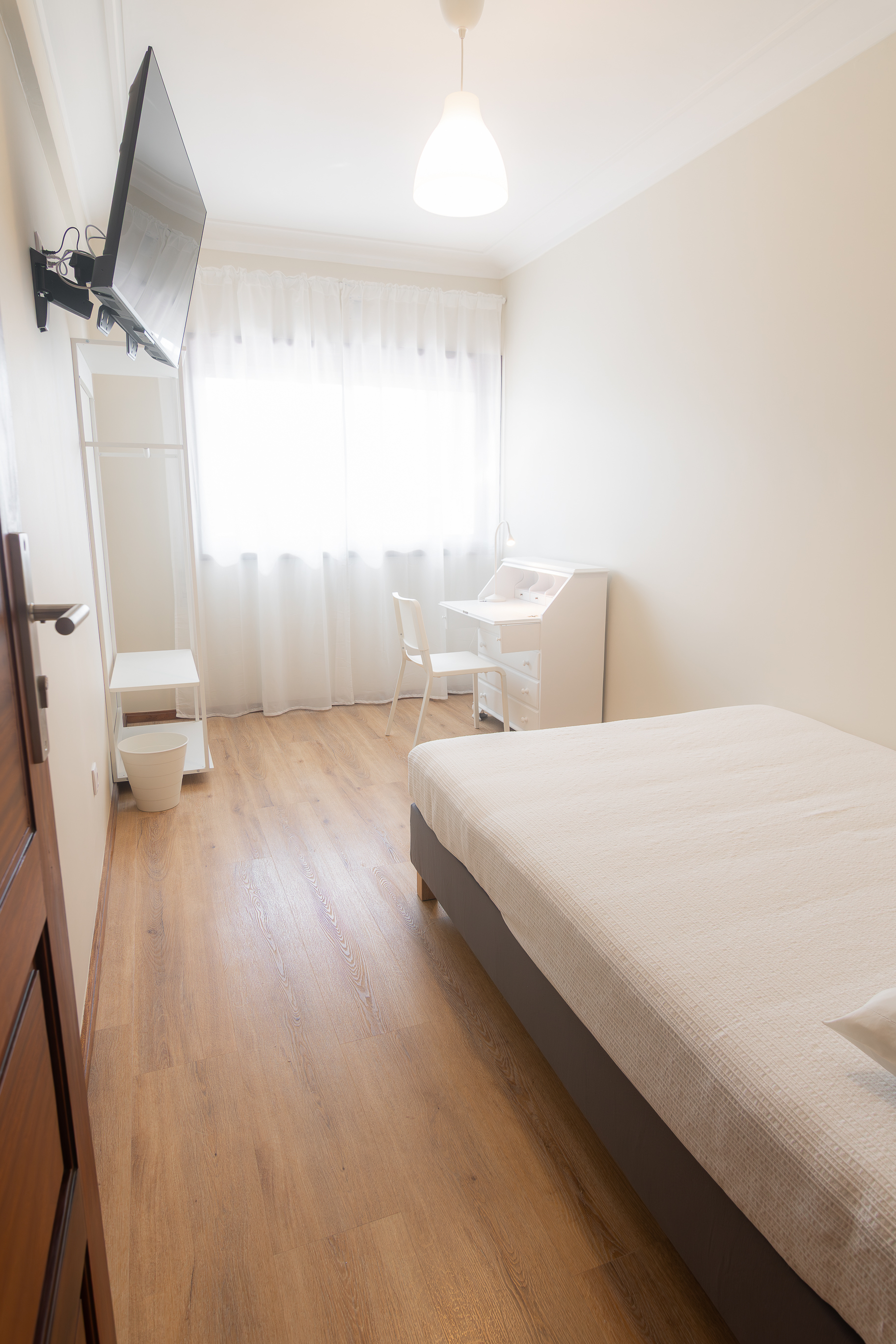 Bedroom 5 in Flat Santo Ovideo in Mafamude, porto – photo 2 of 20