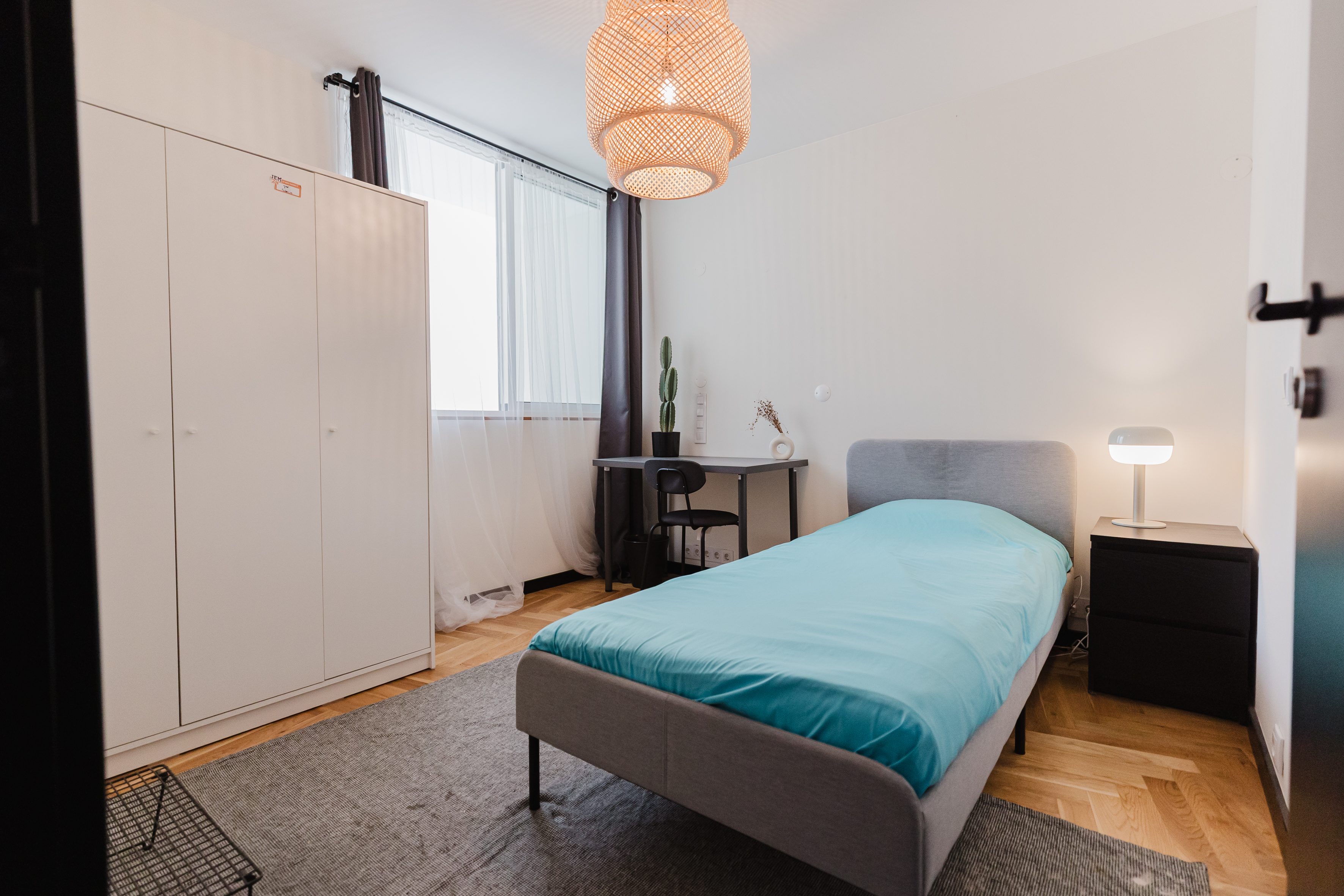 Comfortable Single Room 1 with Desk & Wardrobe em Porto – foto 2 de 21