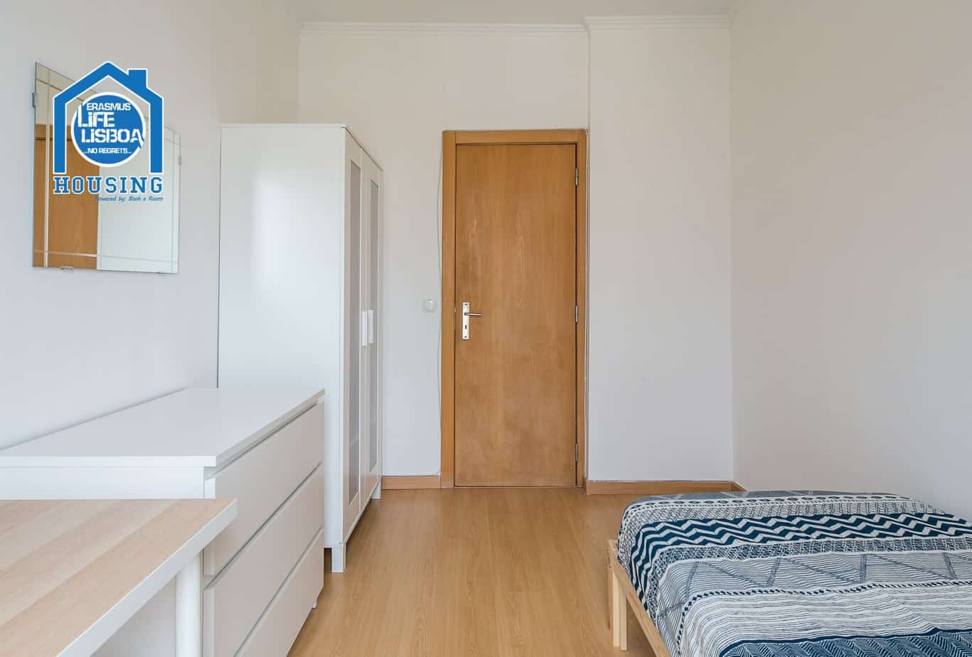 Bright & Beautiful Room 1 in Arroios em Arroios, lisboa – foto 4 de 17