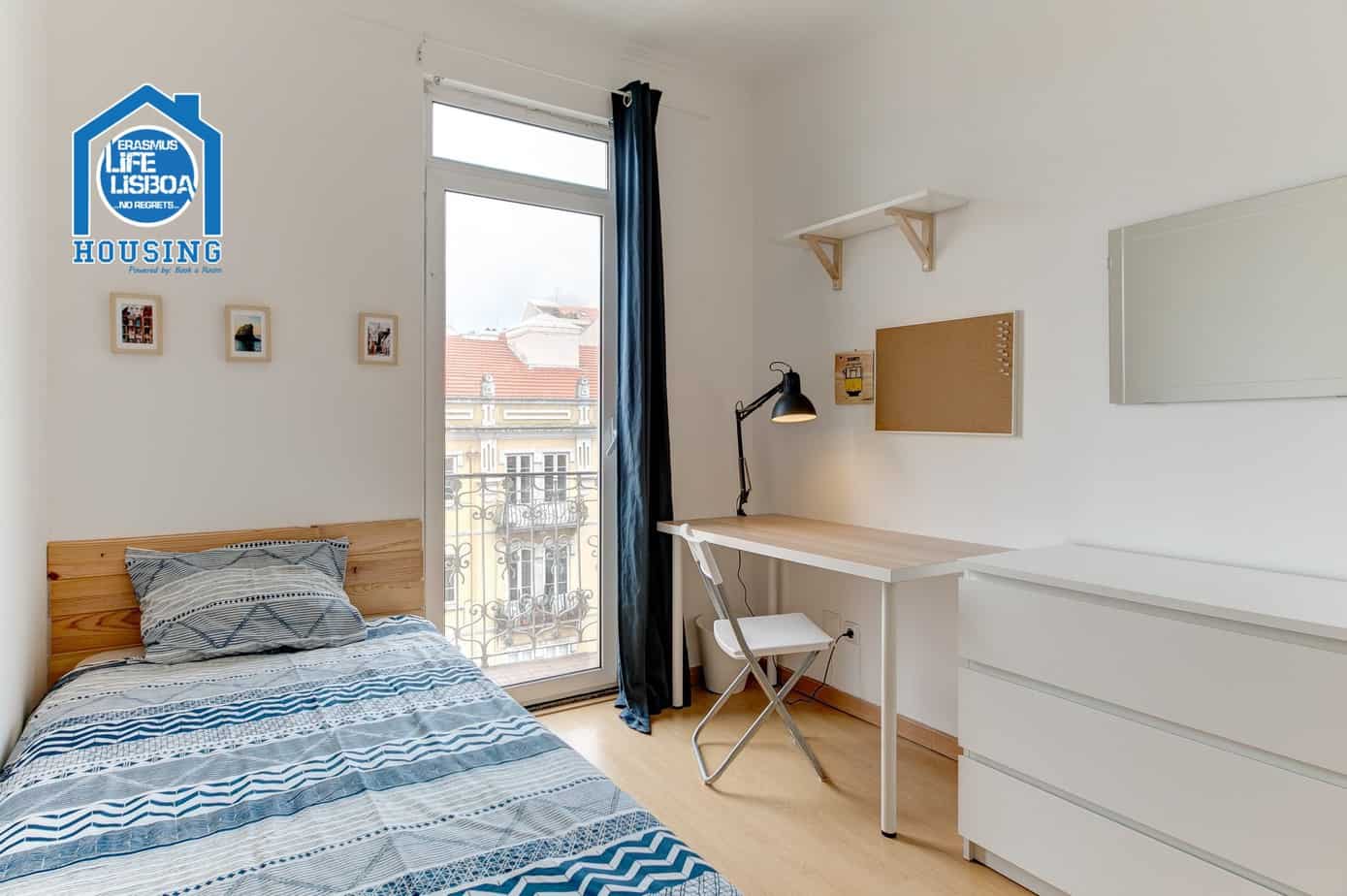 Bright & Beautiful Room 1 in Arroios em Arroios, lisboa – foto 2 de 17