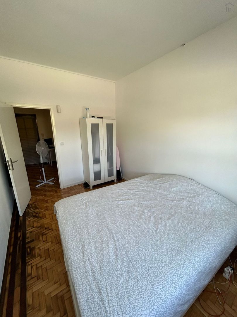 Room 3 - Quarto-cozinha em porto – foto 1 de 8