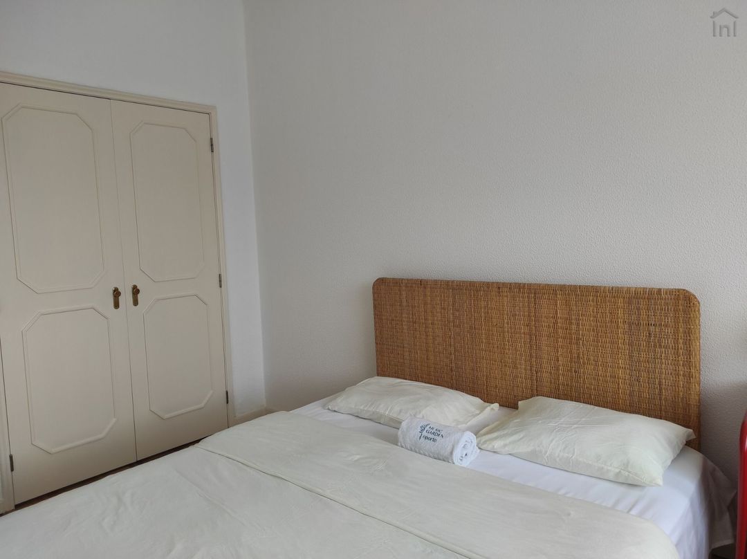 Room 1 - Quarto Interior in Cedofeita, porto – photo 5 of 30