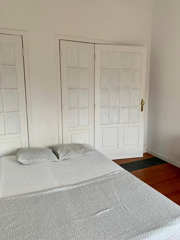 Sunny Room 4 with Ample Window em Areeiro, lisboa – foto 3 de 14