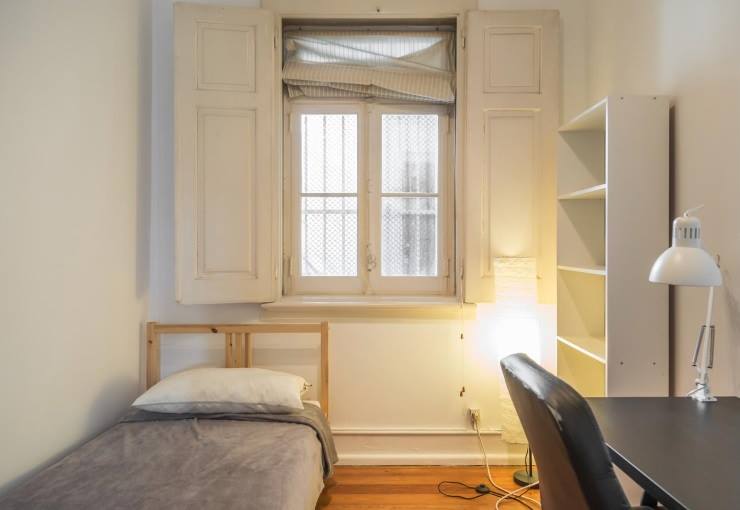 Quiet Room 6 – Peaceful & Comfortable em lisboa – foto 1 de 3