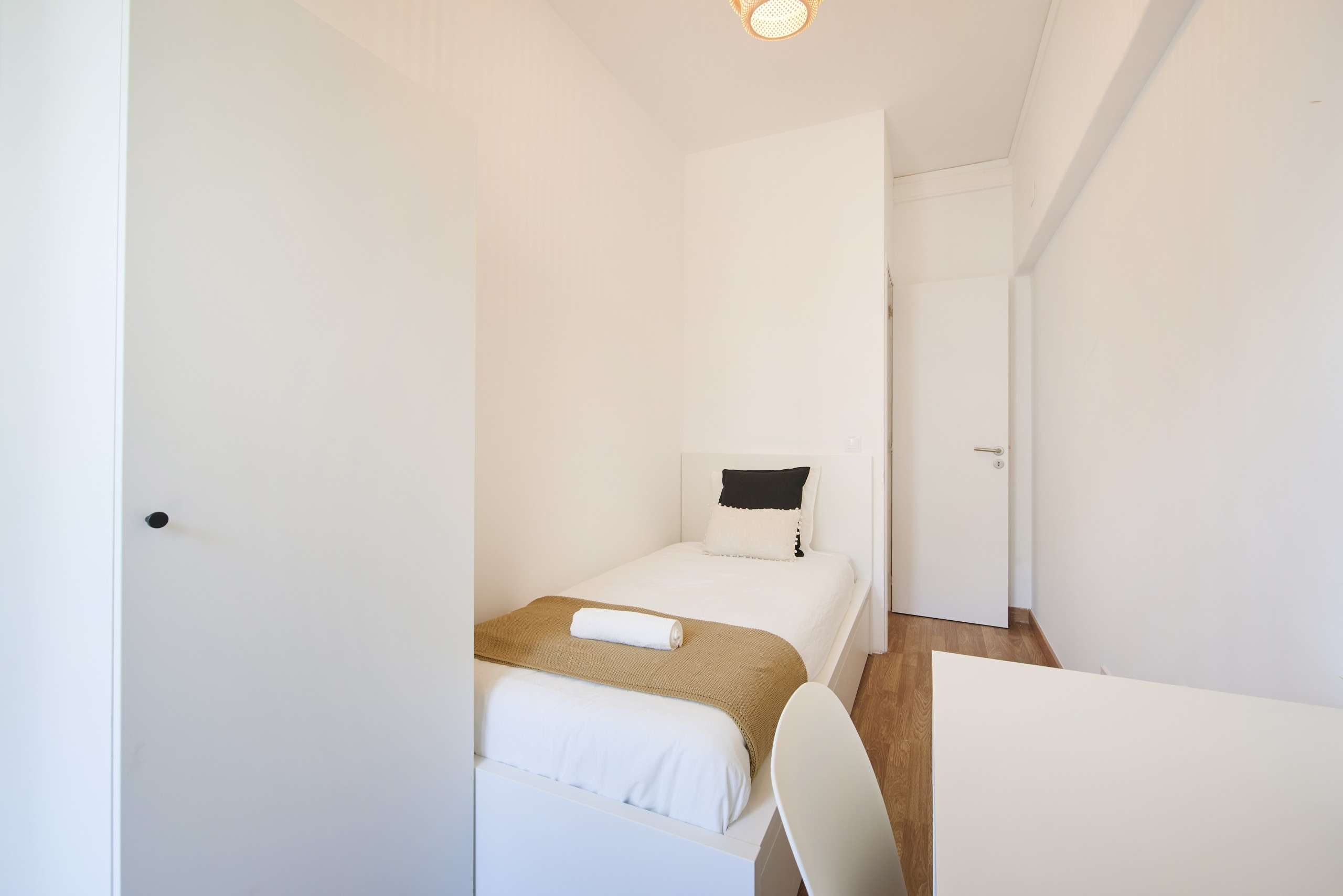 Dedicated Study Room 3 & Storage in Picoas, lisboa – photo 3 of 13