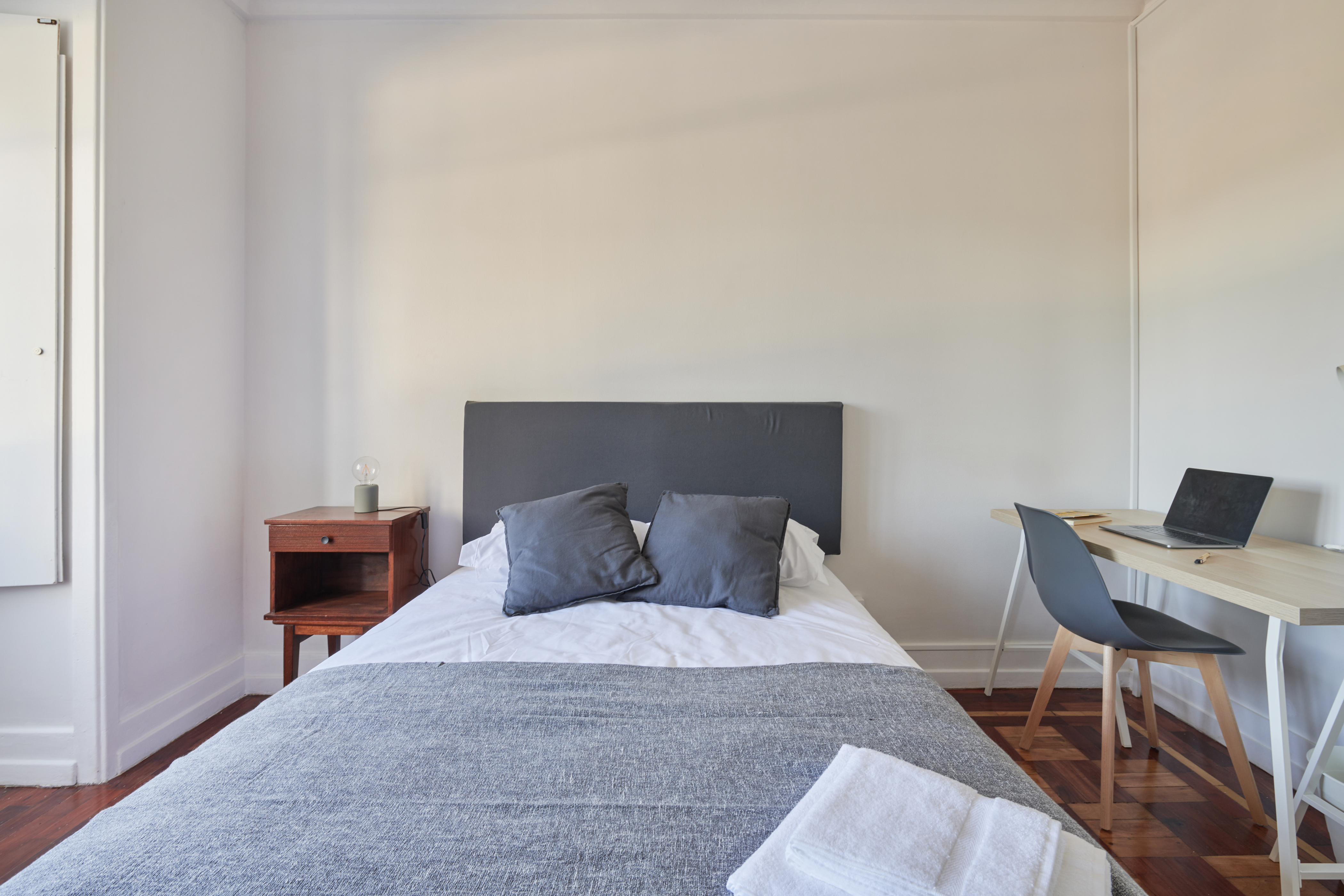 Quarto 1 in Marquês de Pombal, lisboa – photo 2 of 26