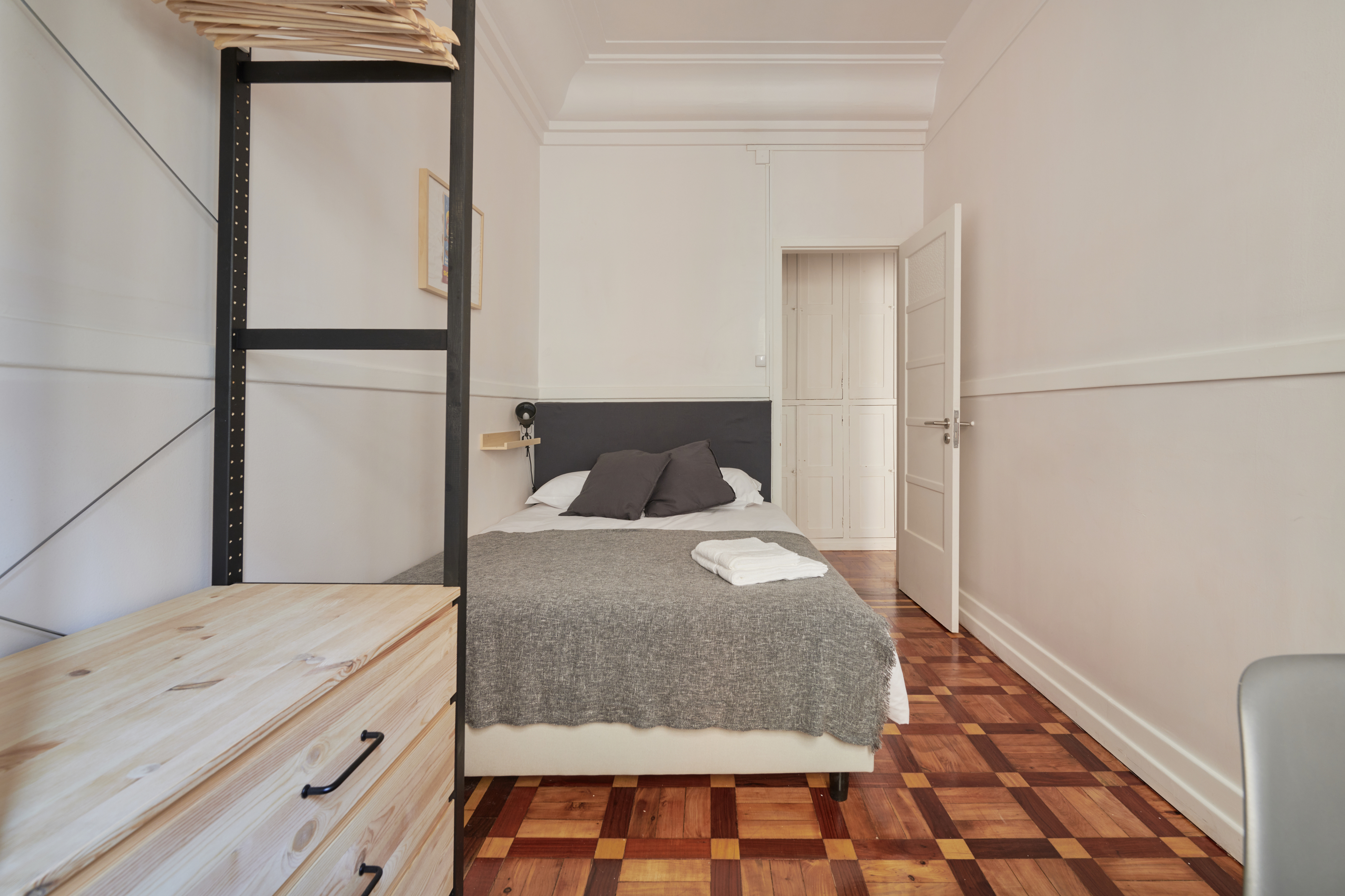 Quarto 6 in Marquês de Pombal, lisboa – photo 2 of 25