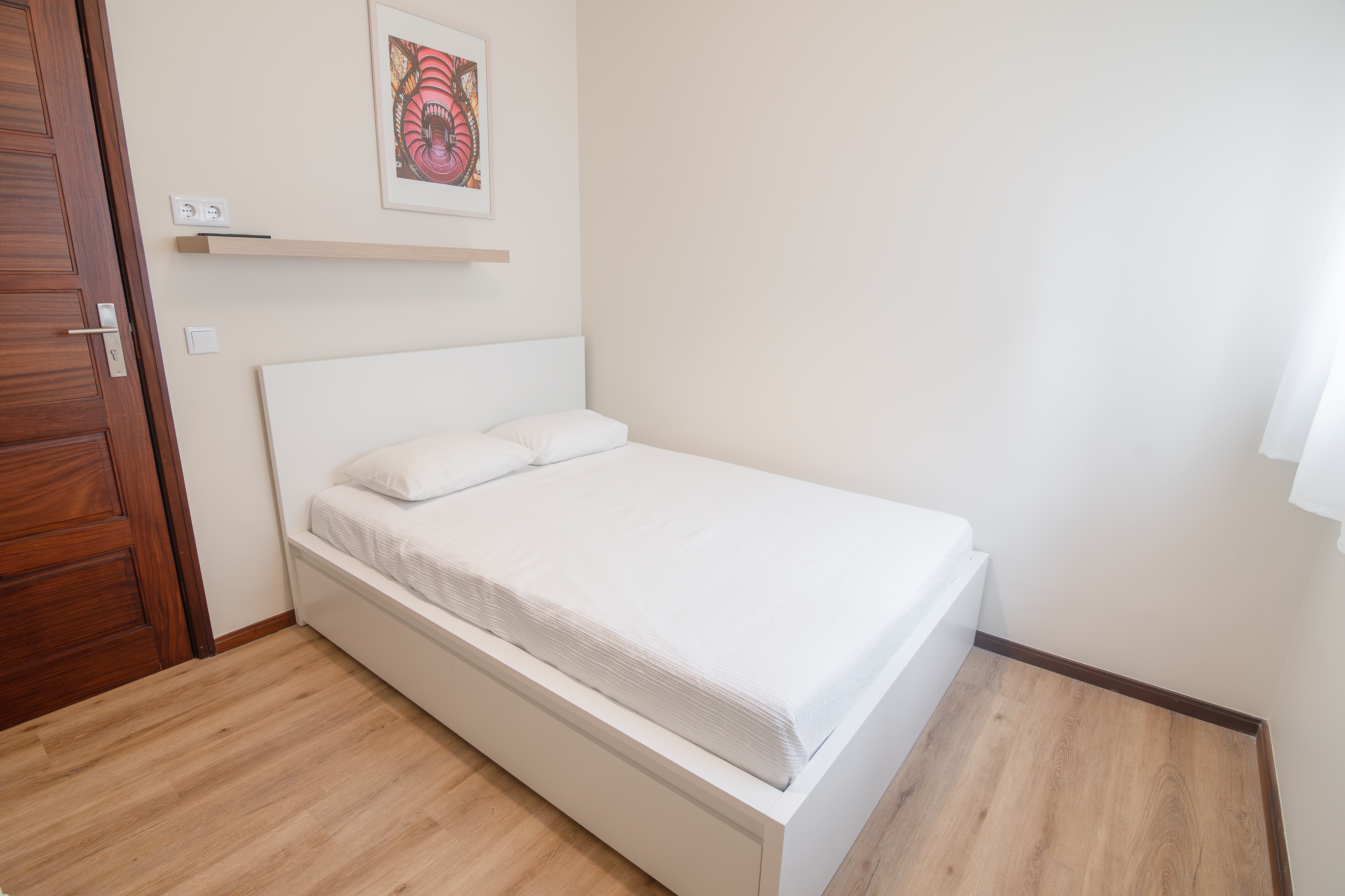 Bedroom 3 in Santo Ovídeo Flat em porto – foto 1 de 3