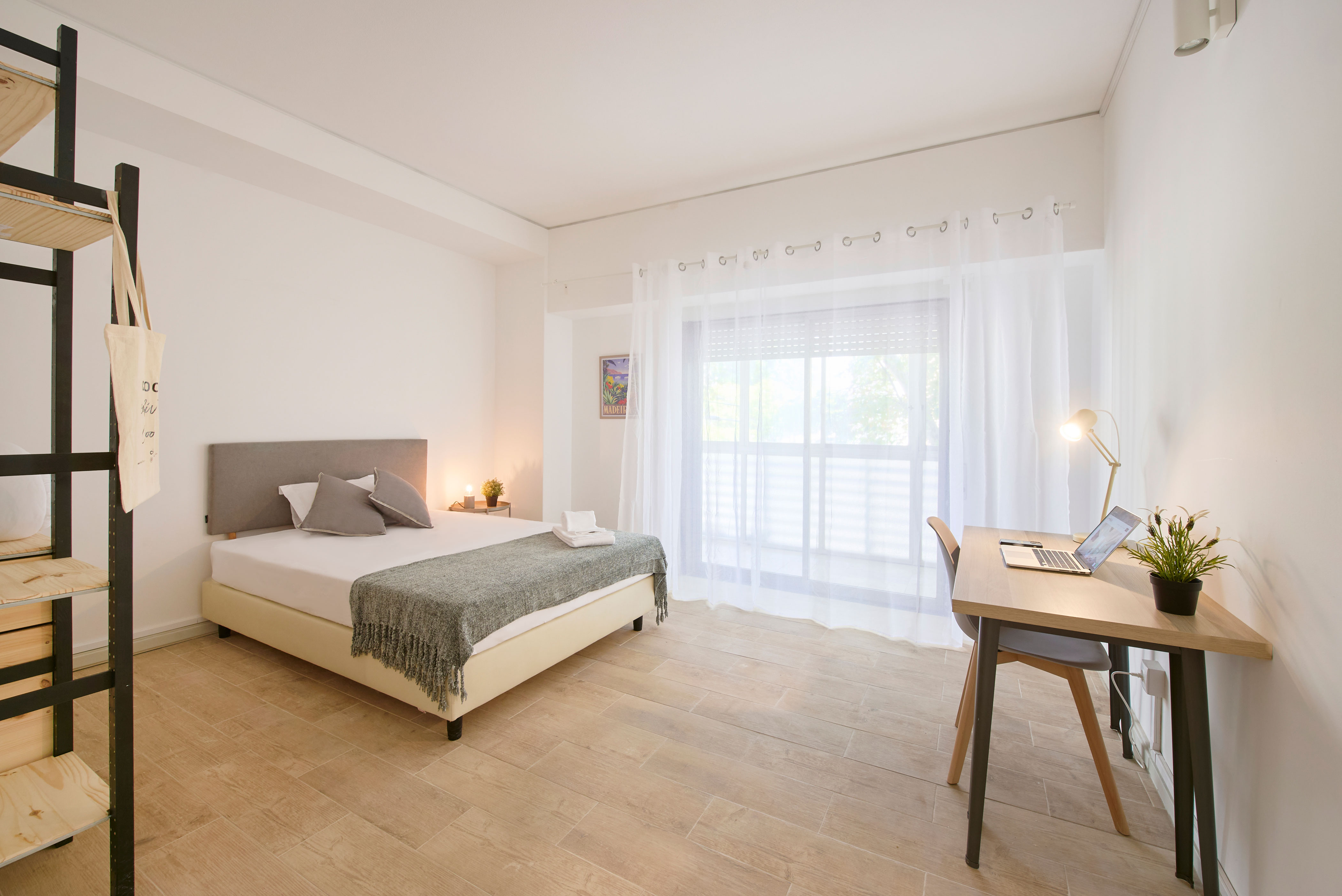 Quarto 2 in lisboa – photo 1 of 13