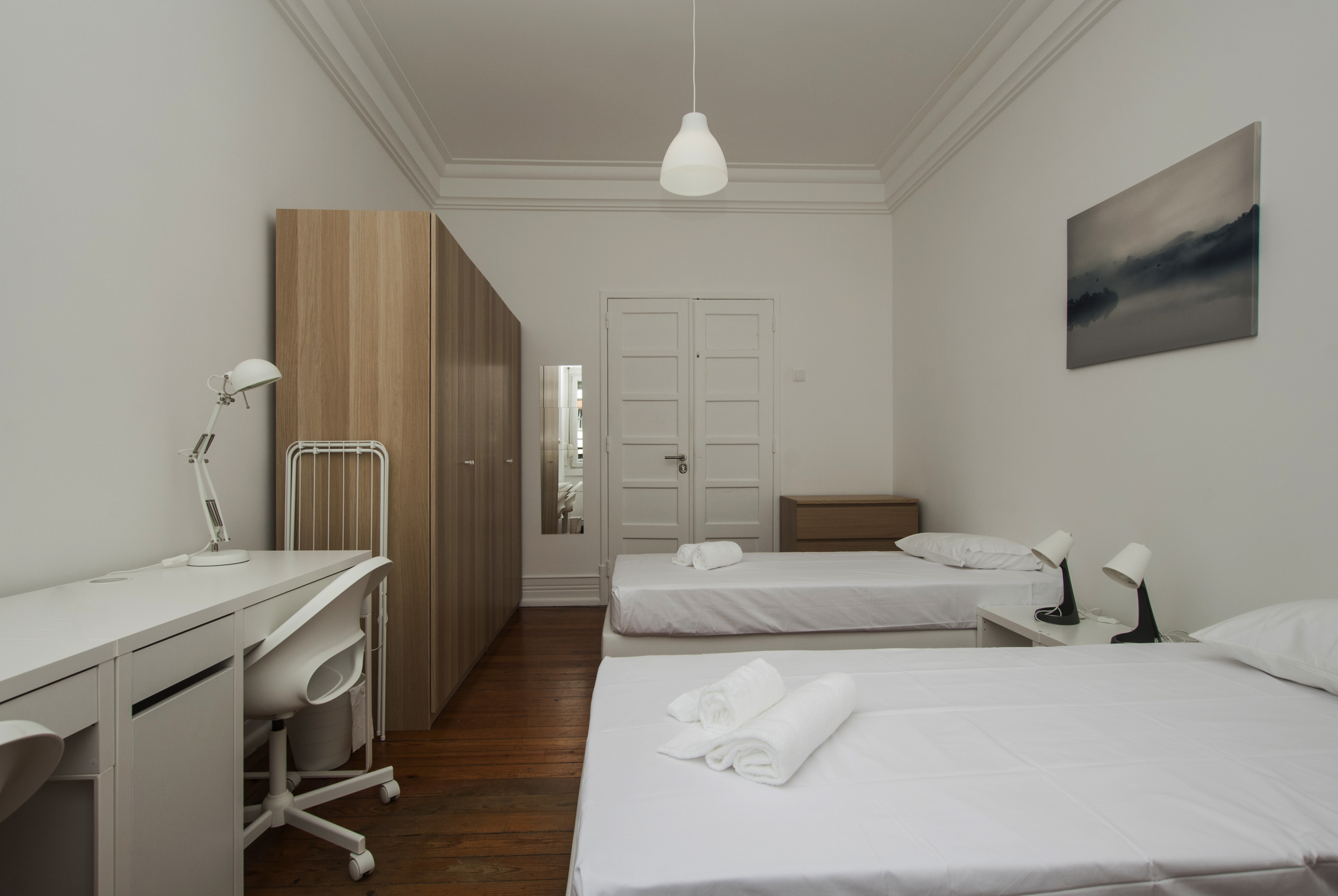 Room 01 in Avenidas Novas, lisboa – photo 2 of 21