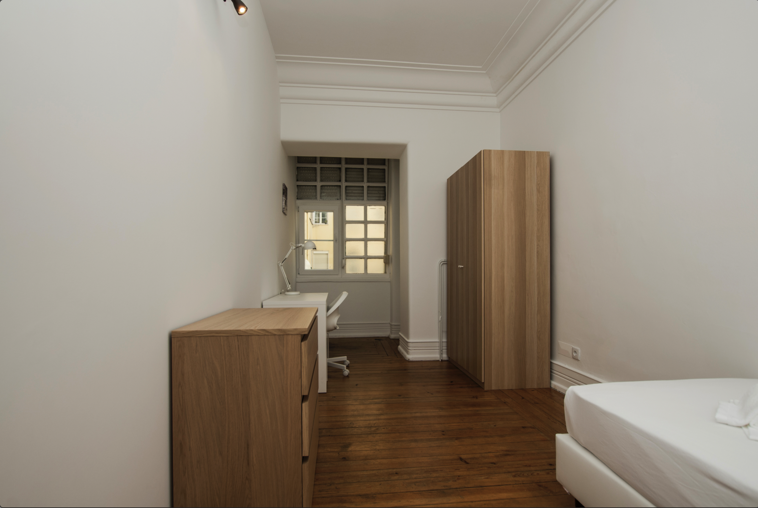 Room 08 in Avenidas Novas, lisboa – photo 2 of 21