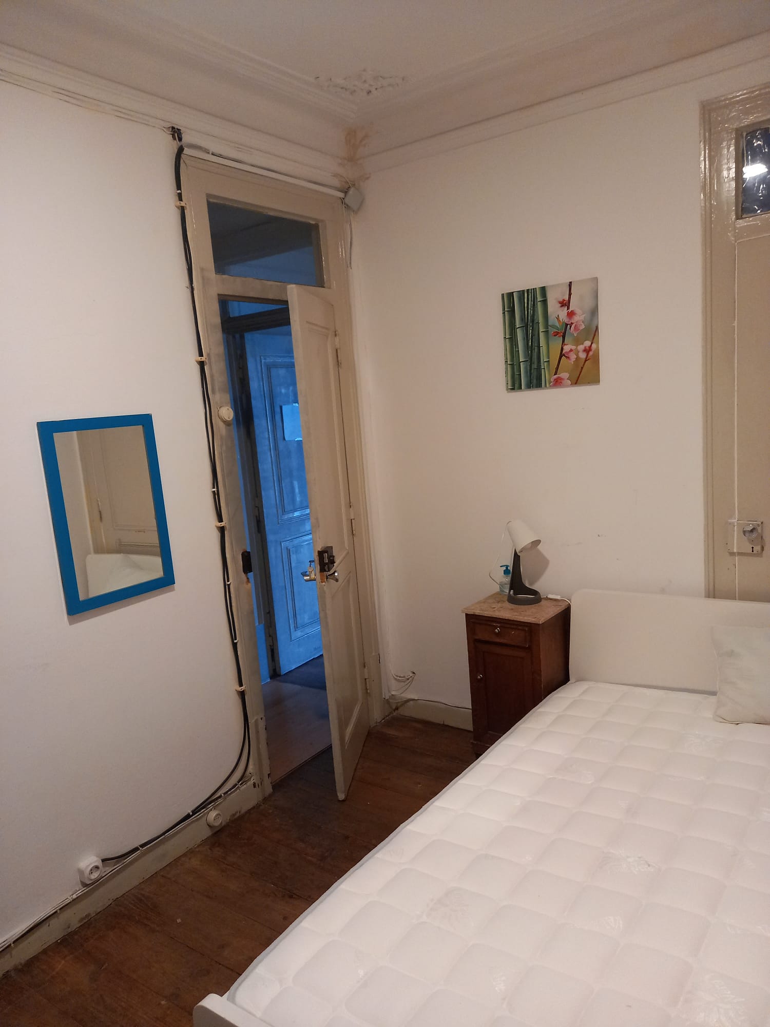 Warm & Inviting Double Room 3 with Character em São Sebastião da Pedreira, lisboa – foto 3 de 15