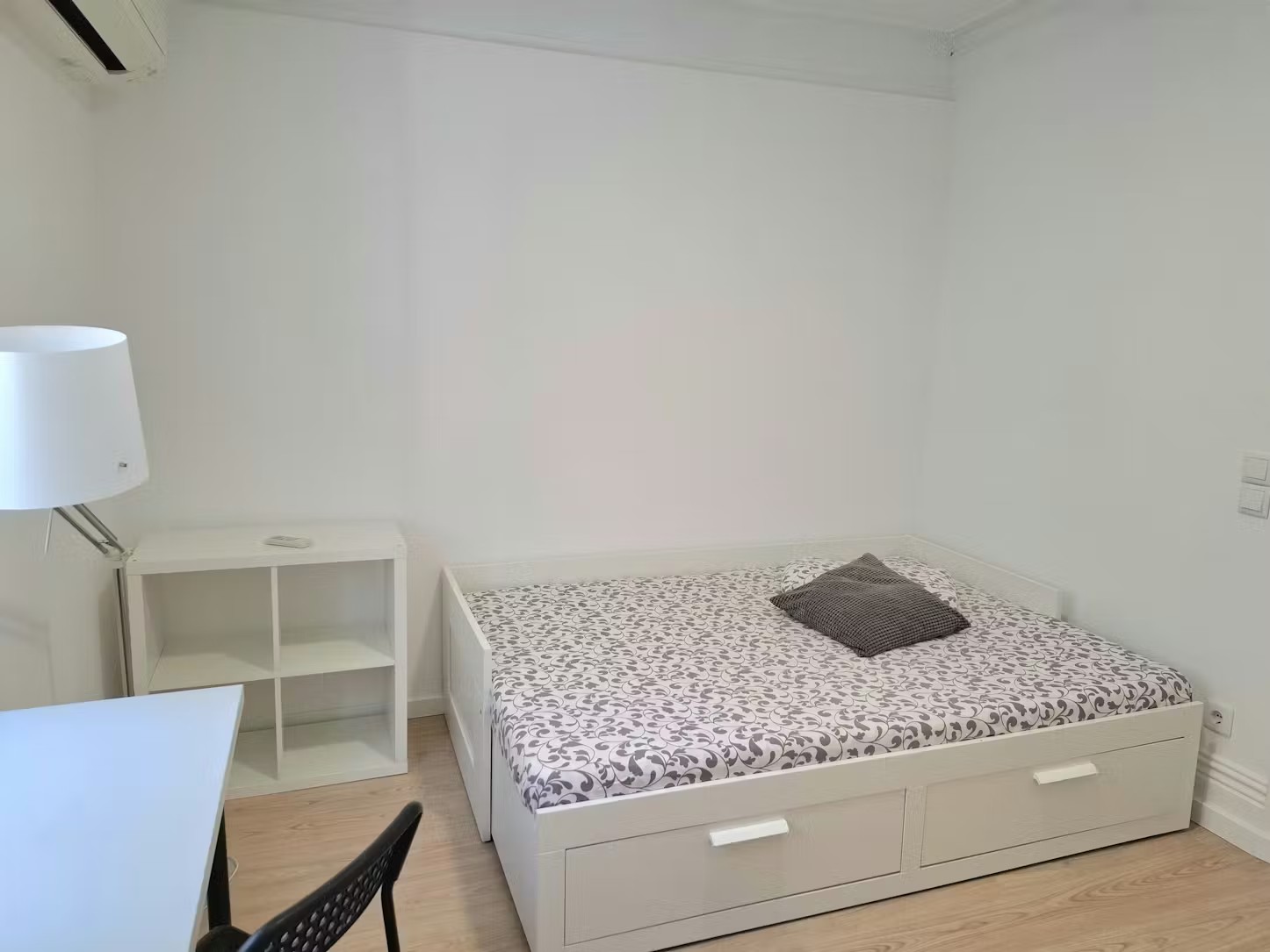 O206 - Spacious Superior Room with Private Bathroom em Rio Tinto, porto – foto 2 de 24