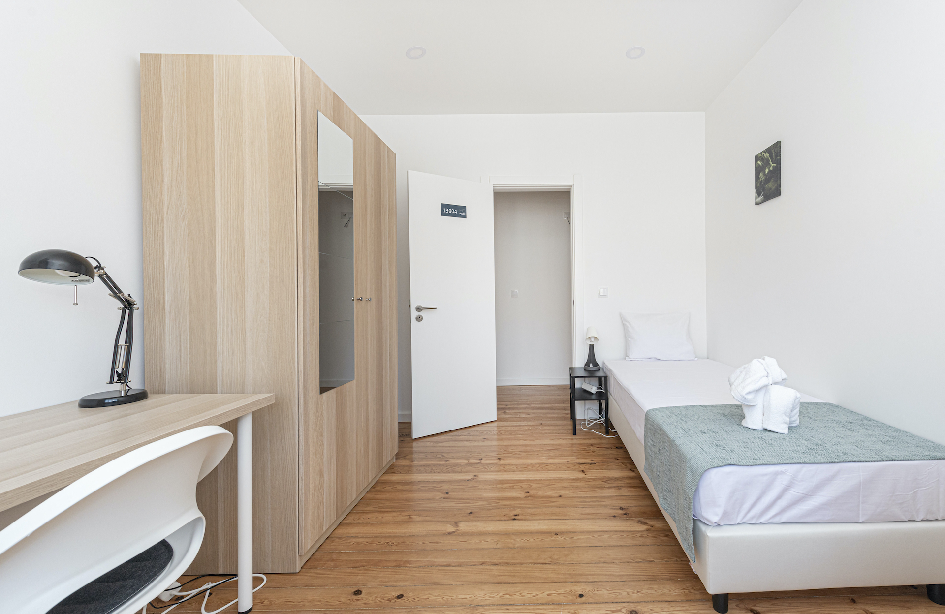 Room 04 in lisboa – photo 1 of 3