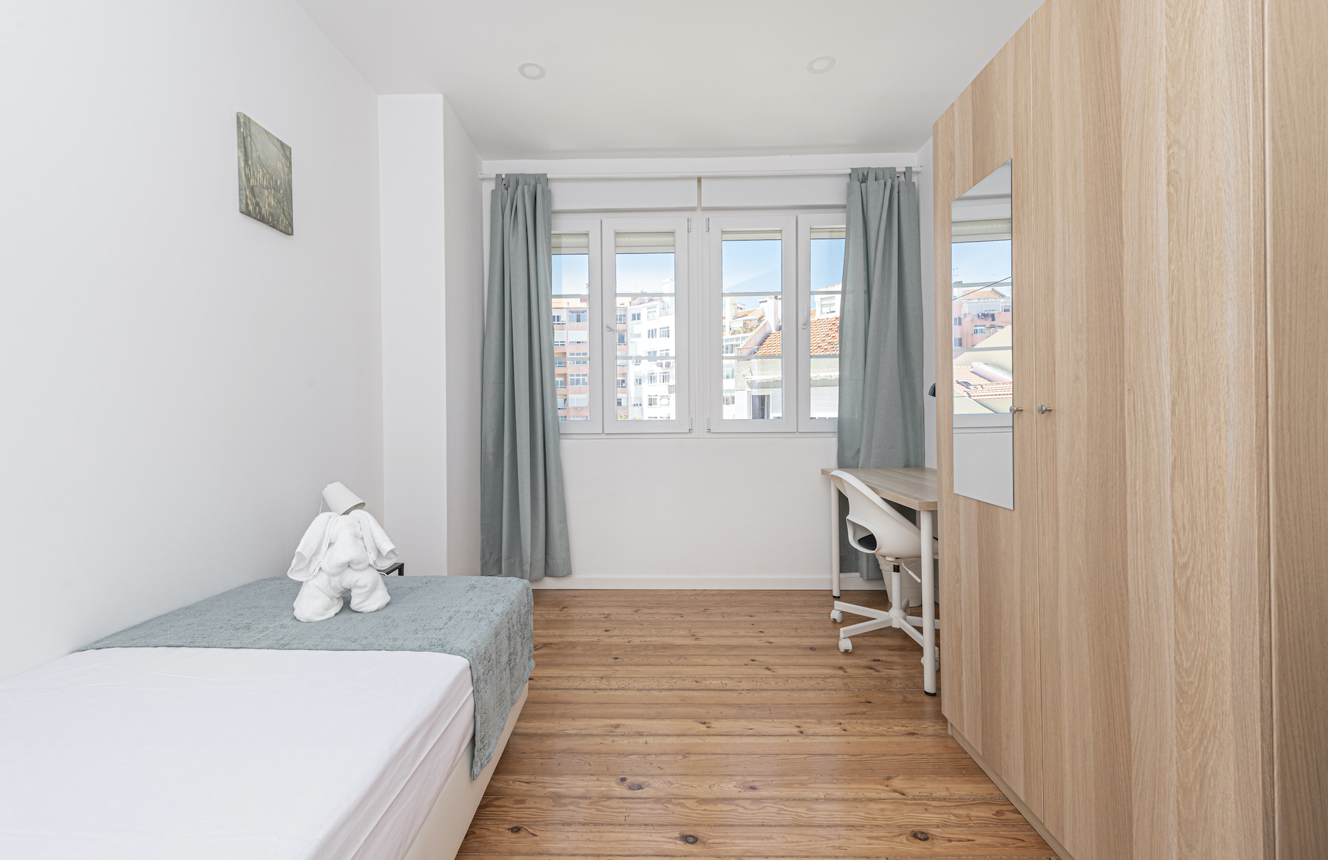 Room 01 in lisboa – photo 1 of 3