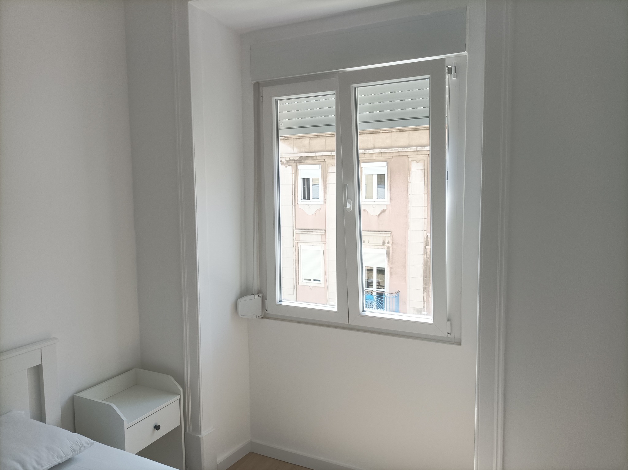 Bright & Cozy Double Room 1 with Natural Light em lisboa – foto 1 de 5
