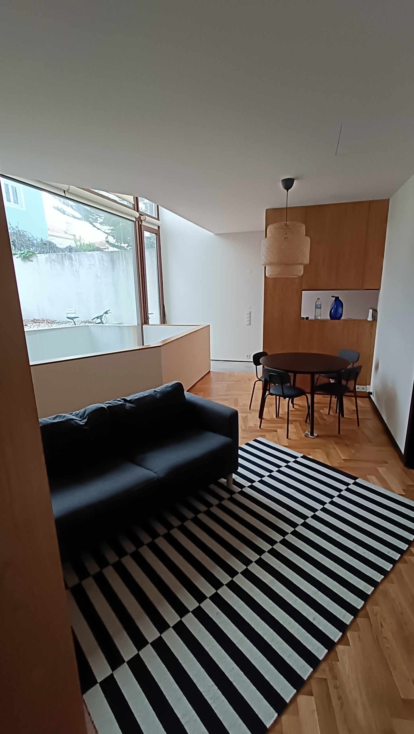 Comfortable Single Room 5 with Study Area & Essentials in Porto – photo 5 of 18